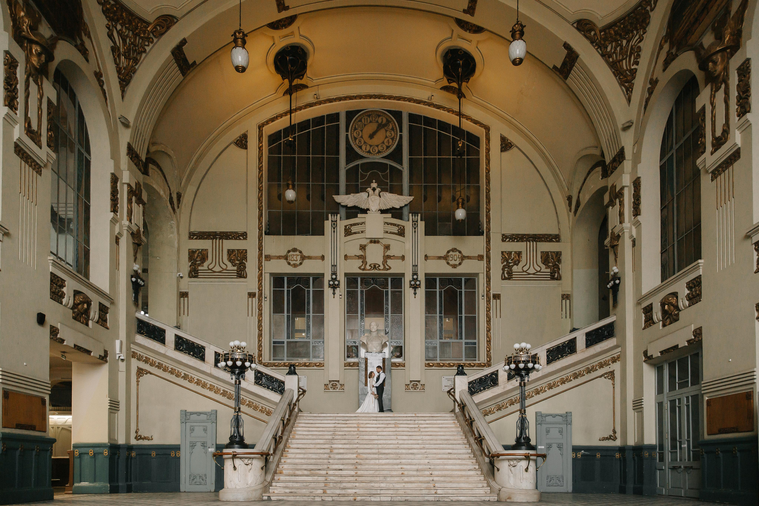 ЯНВАРЬ | Дворец № 1, Ботанический сад, Витебский вокзал. Свадебный фотограф в Санкт-Петербурге Полина Корзухина
