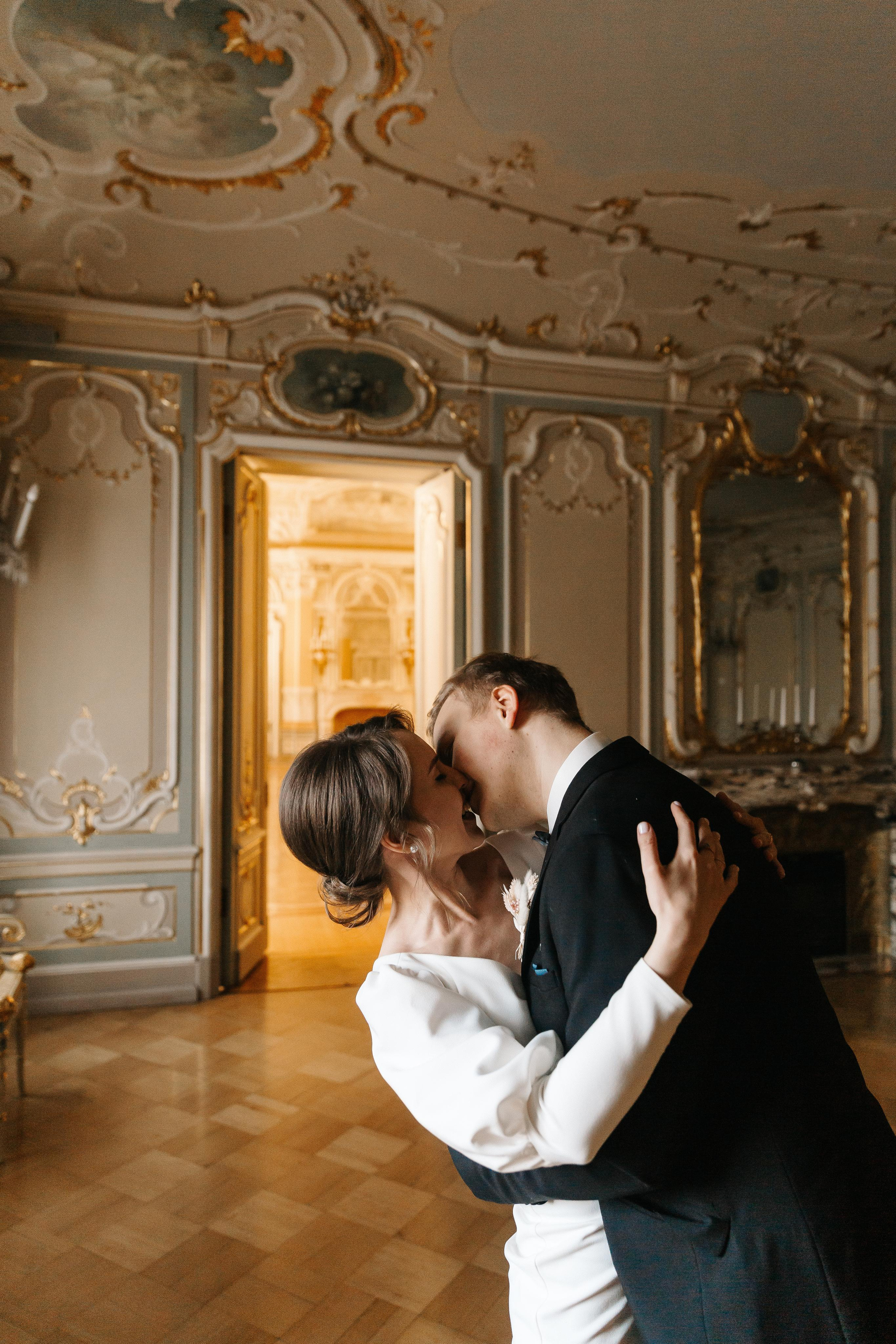 АПРЕЛЬ | Дворец № 1, Талион, Исаакий,. Свадебный фотограф в Санкт-Петербурге Полина Корзухина