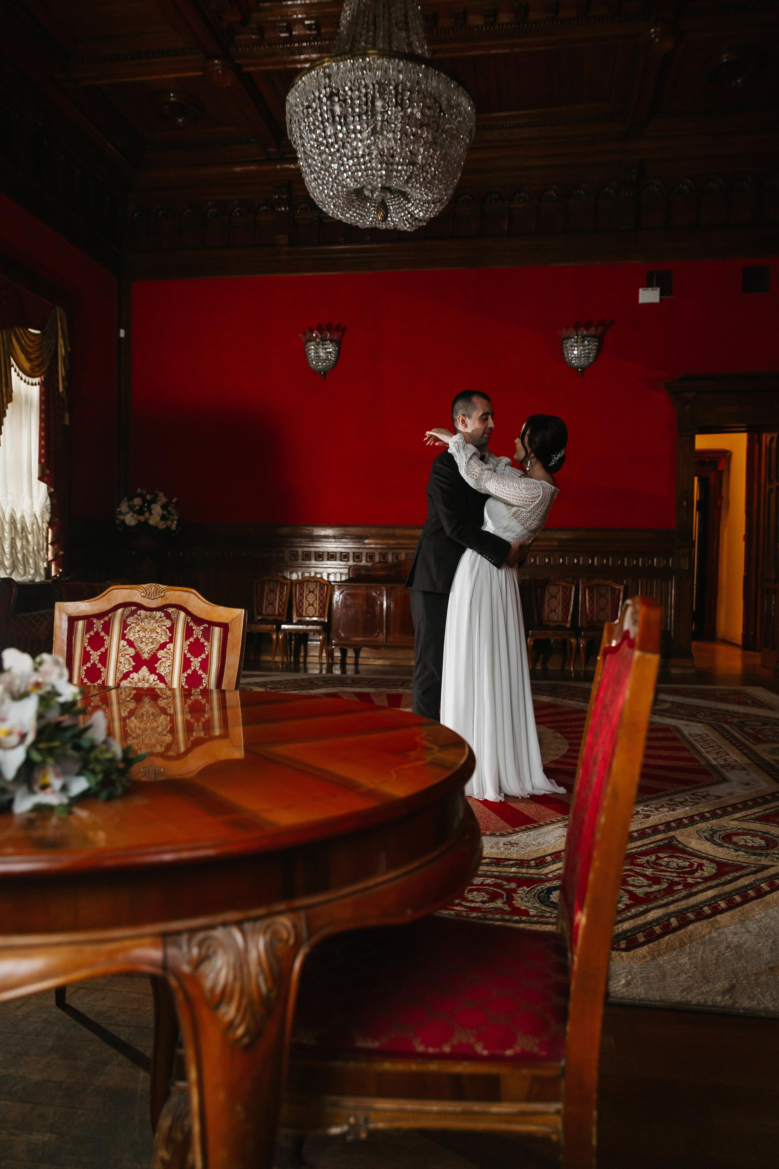 ДВОРЕЦ № 2| Апрель, Академия Штиглица. Свадебный фотограф в Санкт-Петербурге Полина Корзухина