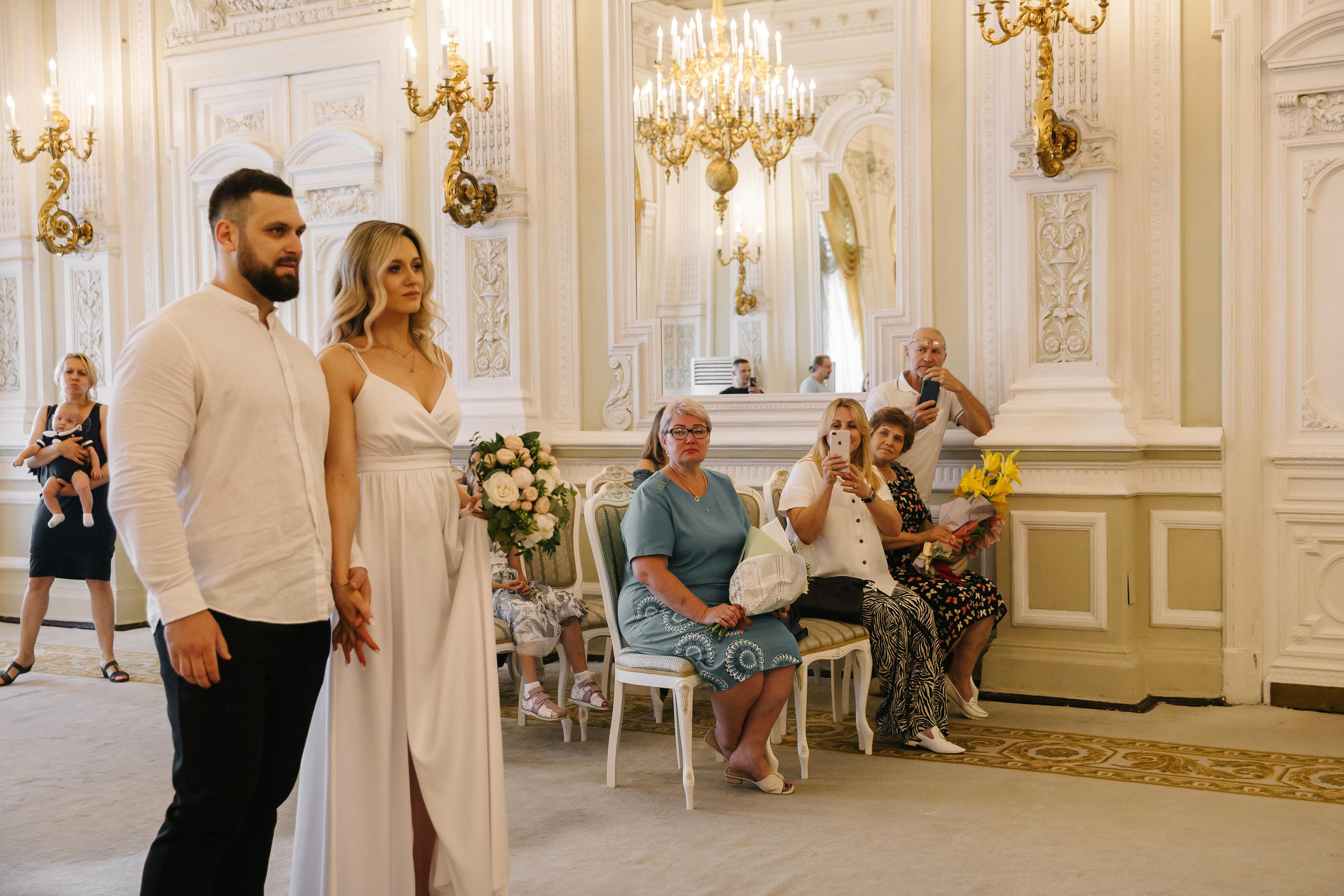 ИЮЛЬ| Дворец № 1, Летний сад, Зимняя канавка. Свадебный фотограф в Санкт-Петербурге Полина Корзухина