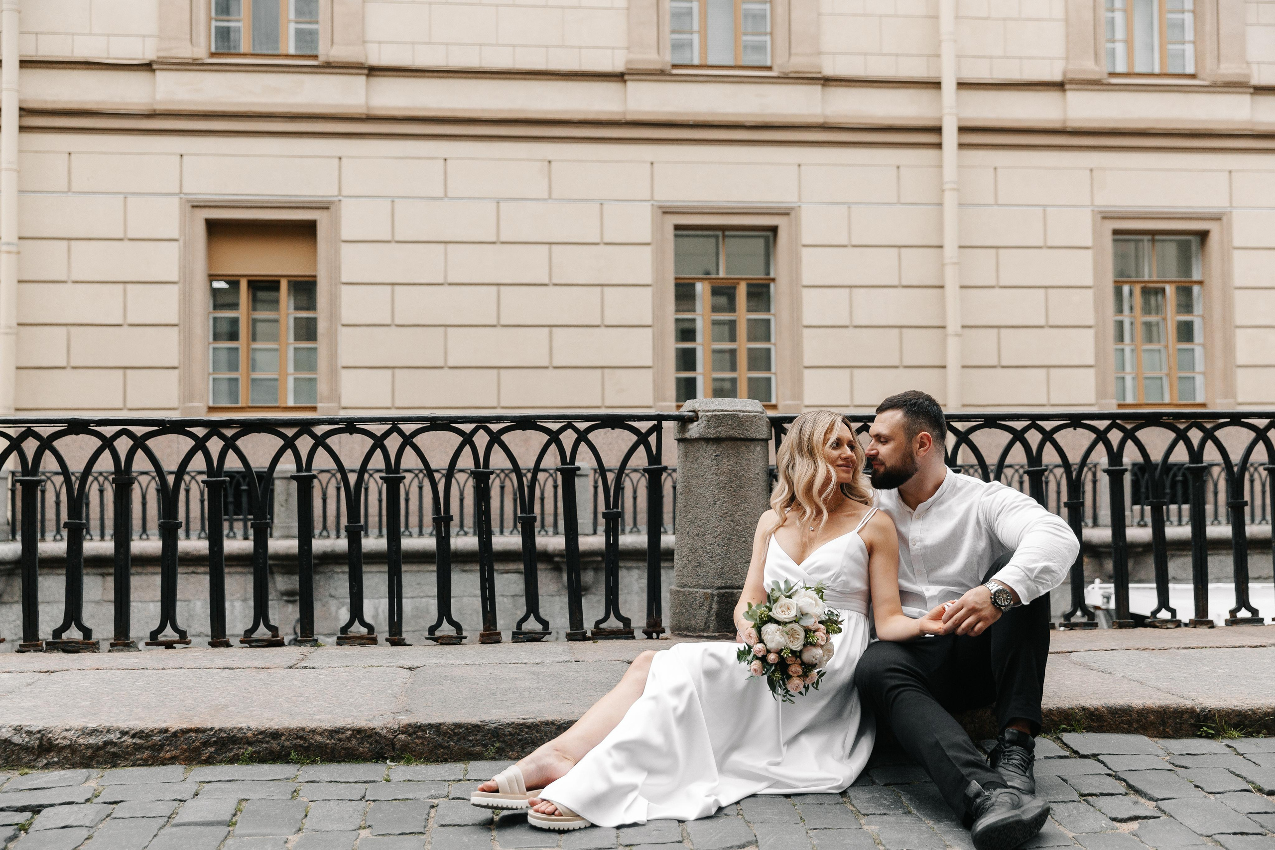 ИЮЛЬ| Дворец № 1, Летний сад, Зимняя канавка. Свадебный фотограф в Санкт-Петербурге Полина Корзухина