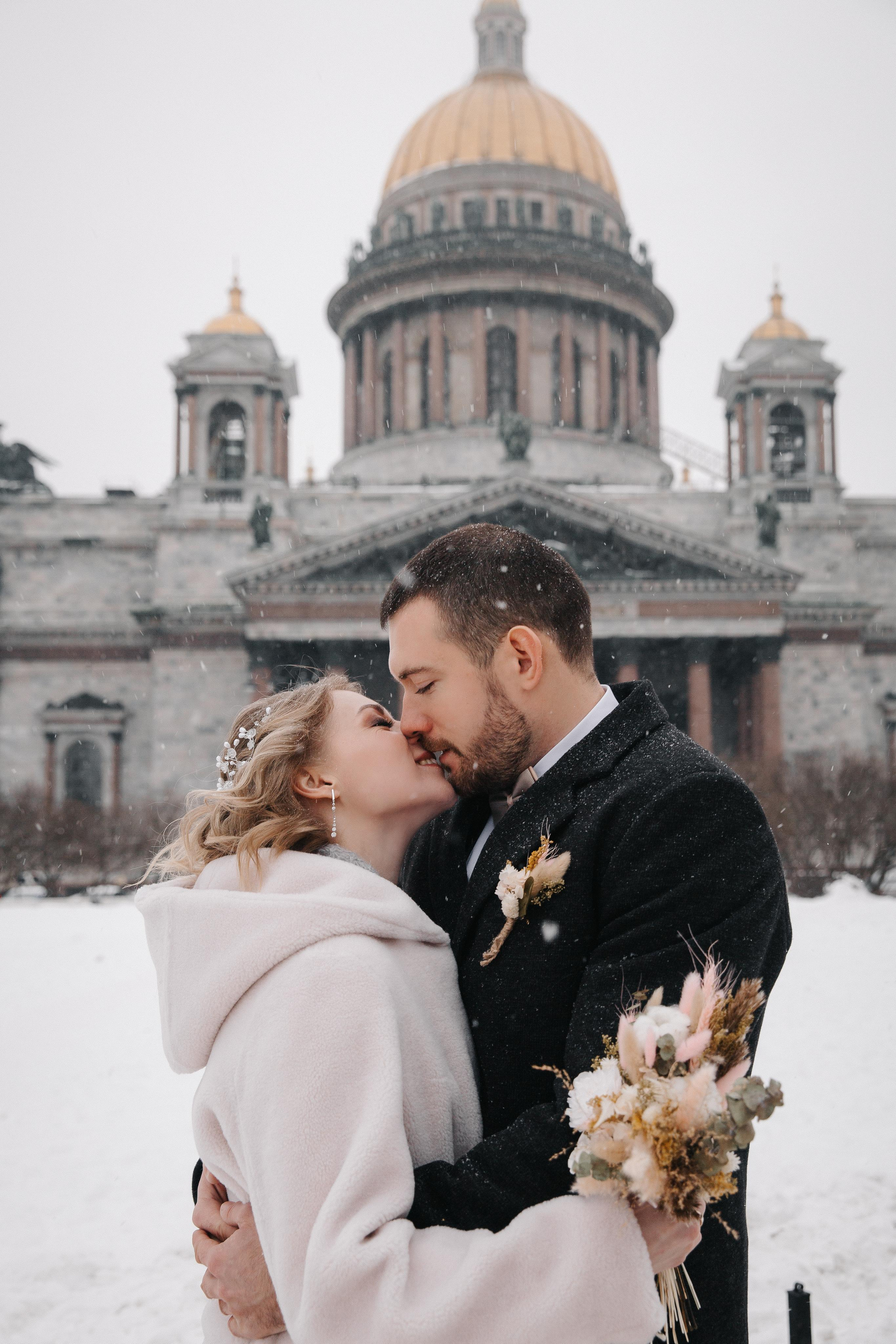 ЯНВАРЬ | Дворец № 1, Ботанический сад, Витебский вокзал. Свадебный фотограф в Санкт-Петербурге Полина Корзухина