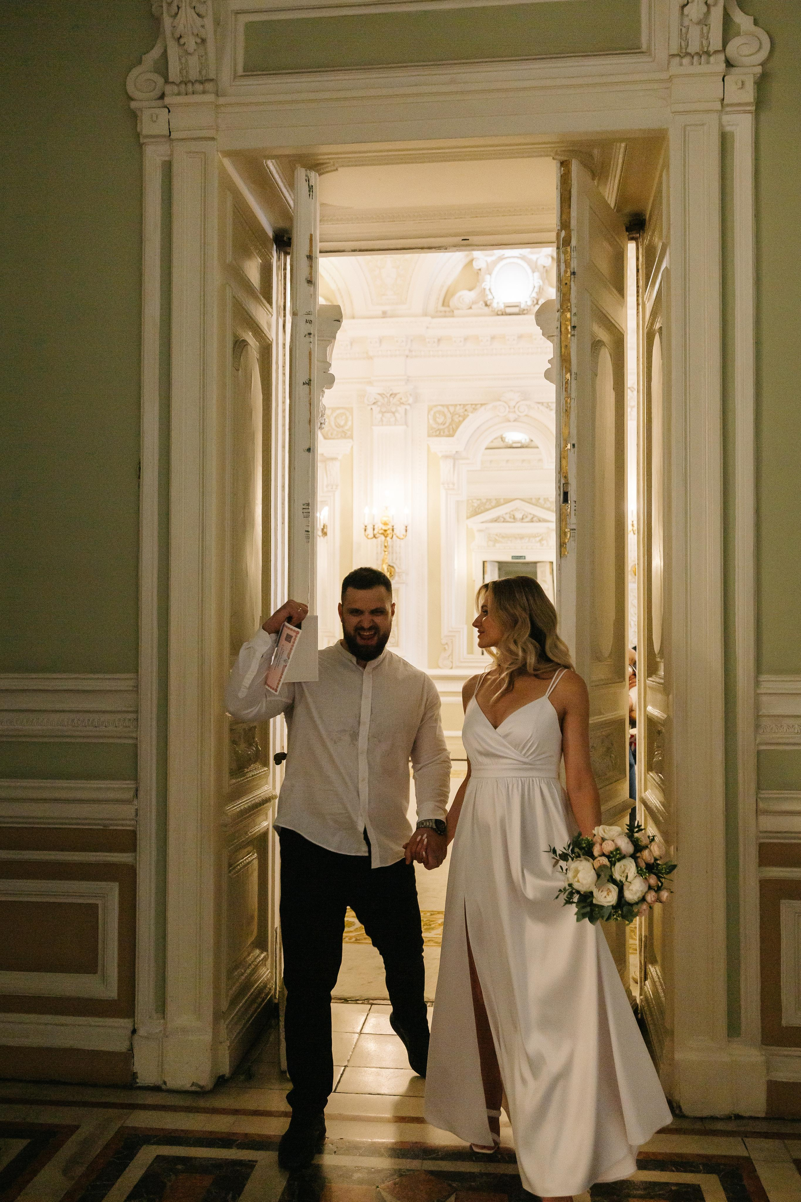 ИЮЛЬ| Дворец № 1, Летний сад, Зимняя канавка. Свадебный фотограф в Санкт-Петербурге Полина Корзухина