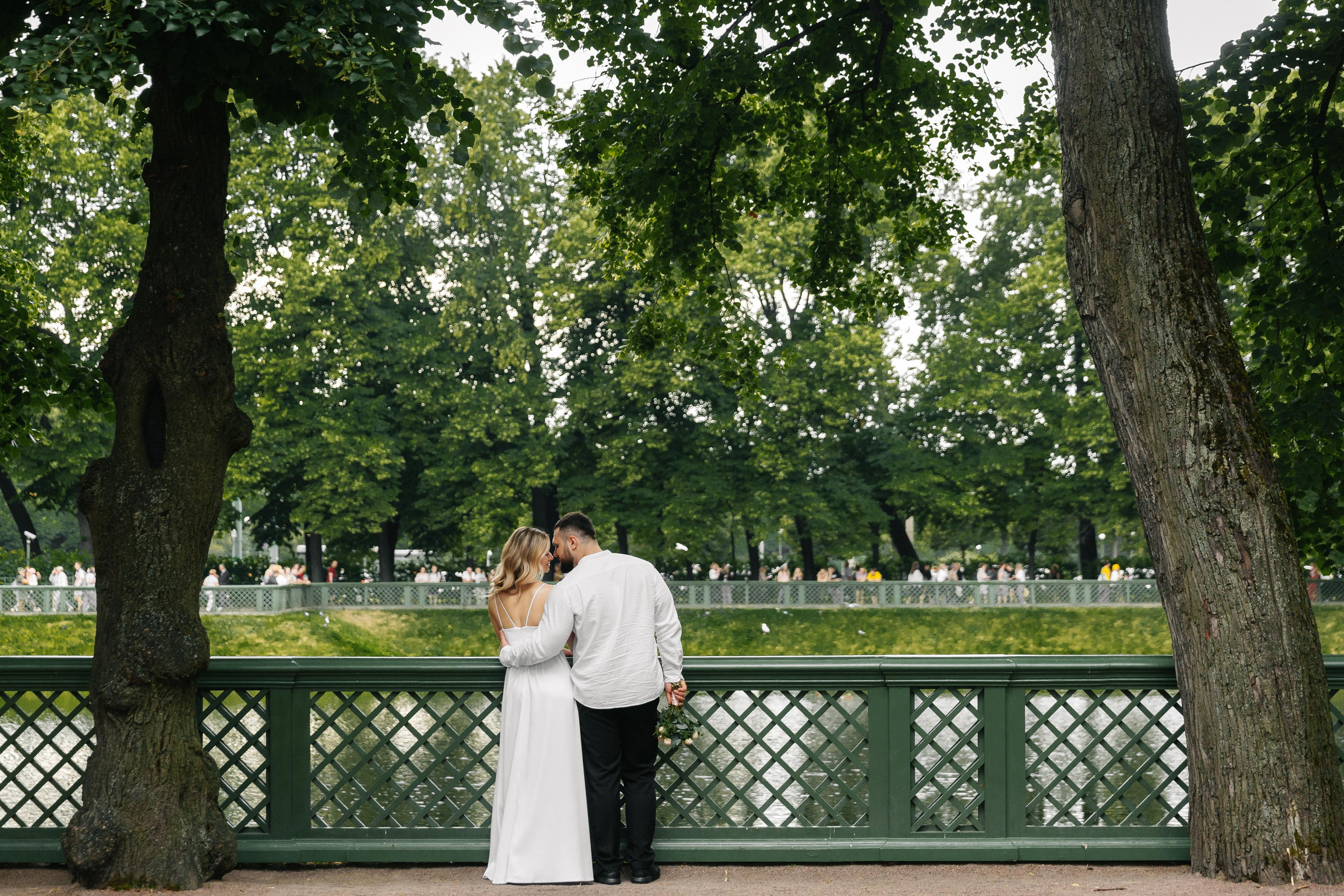 ИЮЛЬ| Дворец № 1, Летний сад, Зимняя канавка. Свадебный фотограф в Санкт-Петербурге Полина Корзухина