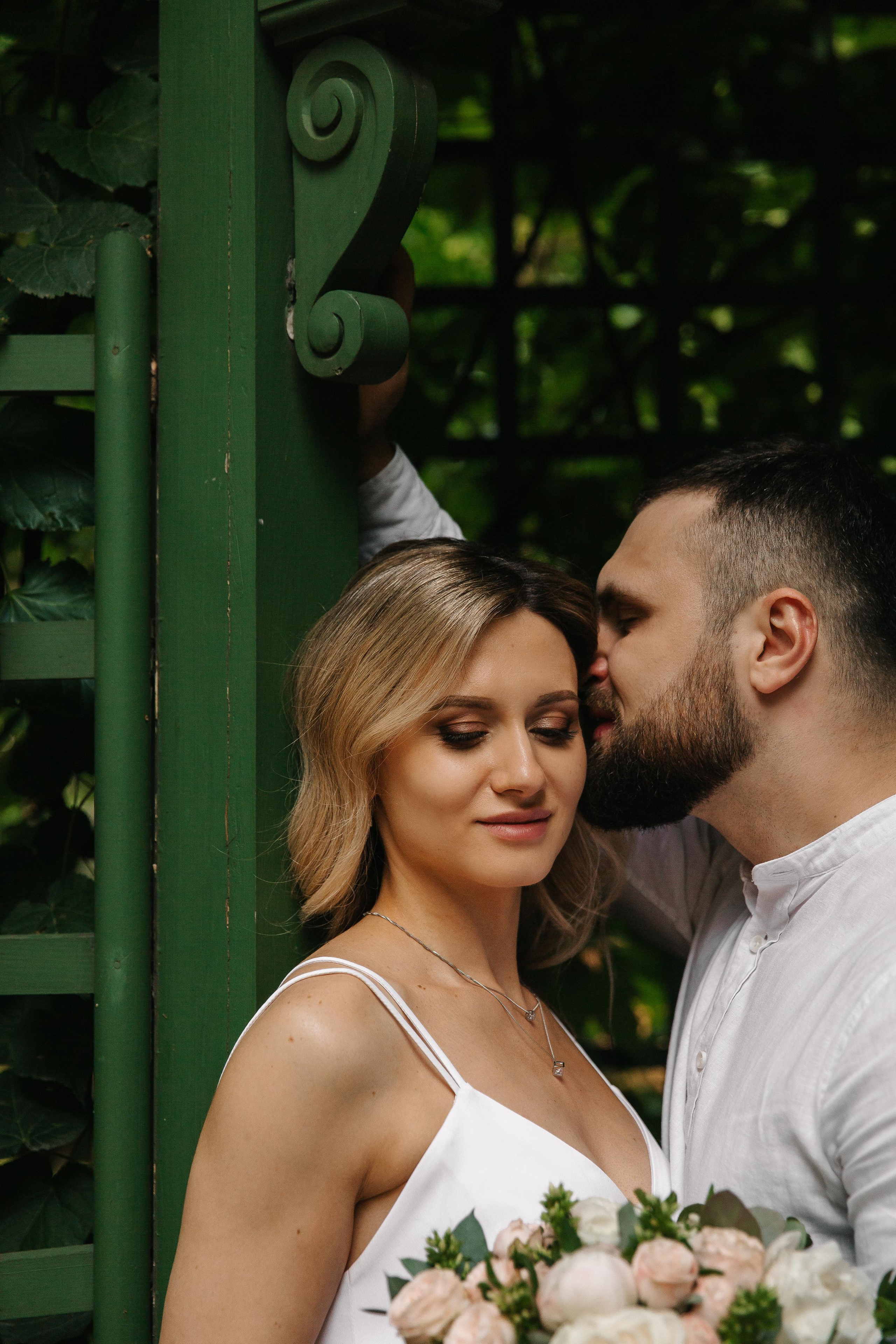 ИЮЛЬ| Дворец № 1, Летний сад, Зимняя канавка. Свадебный фотограф в Санкт-Петербурге Полина Корзухина