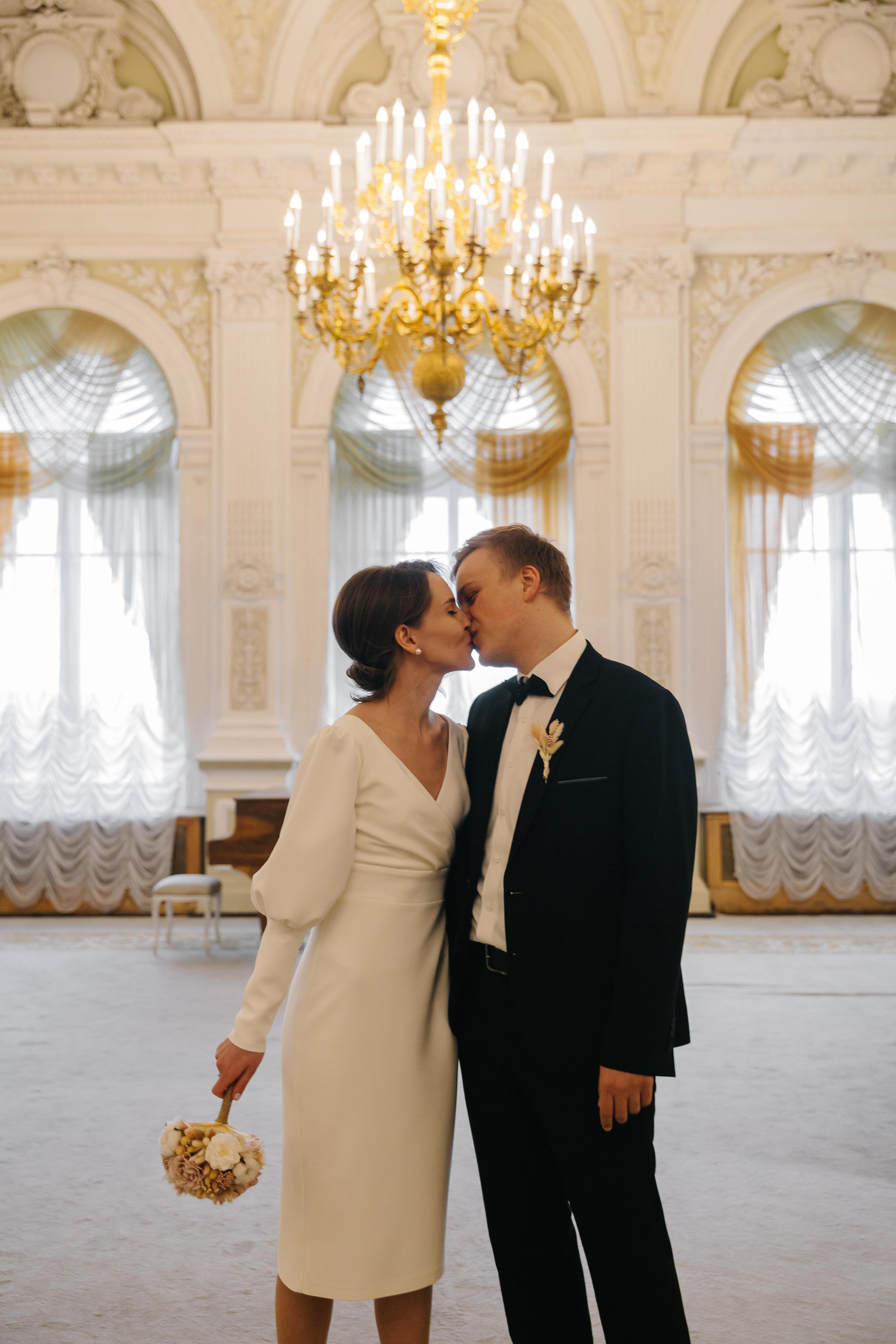 АПРЕЛЬ | Дворец № 1, Талион, Исаакий,. Свадебный фотограф в Санкт-Петербурге Полина Корзухина