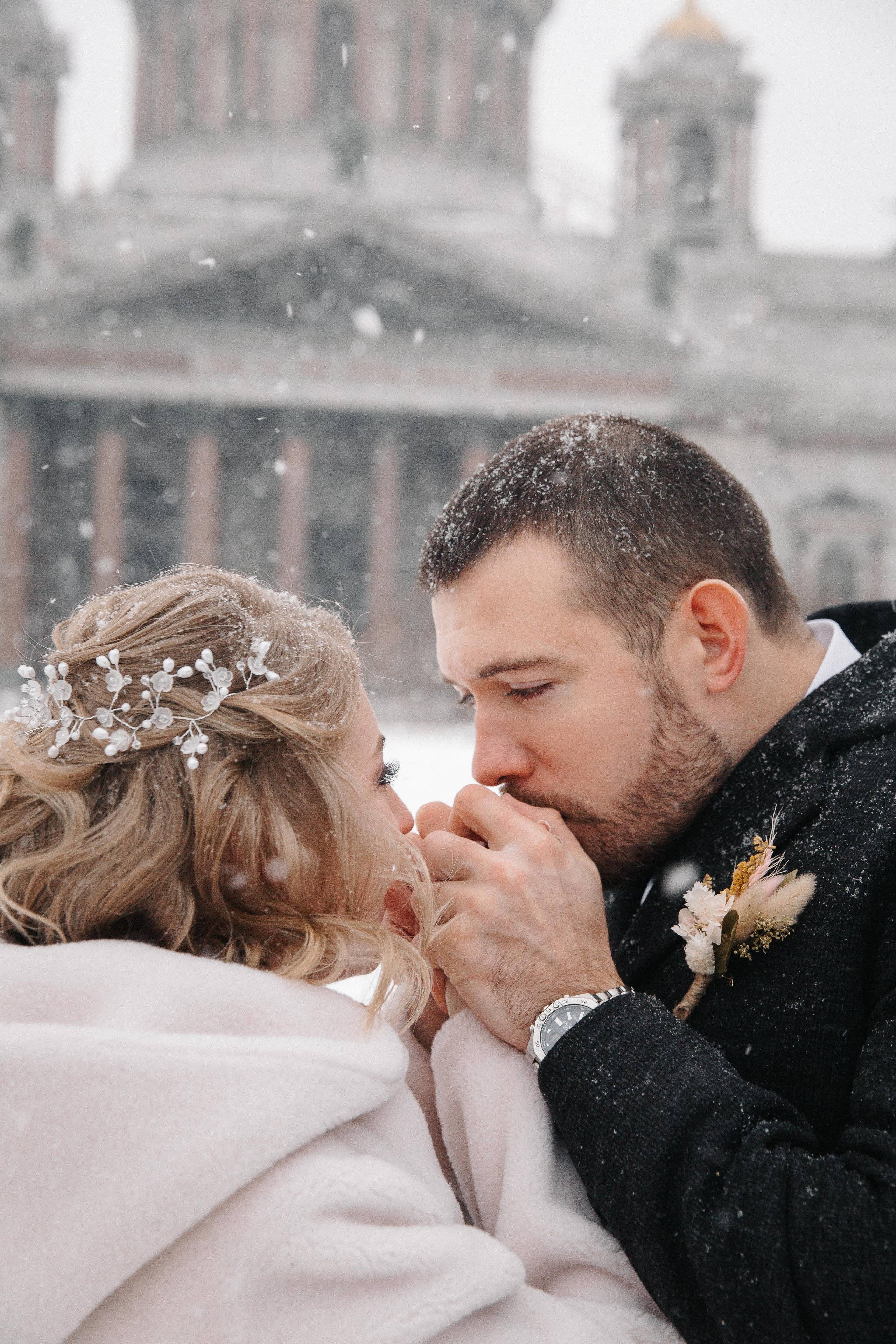 ЯНВАРЬ | Дворец № 1, Ботанический сад, Витебский вокзал. Свадебный фотограф в Санкт-Петербурге Полина Корзухина