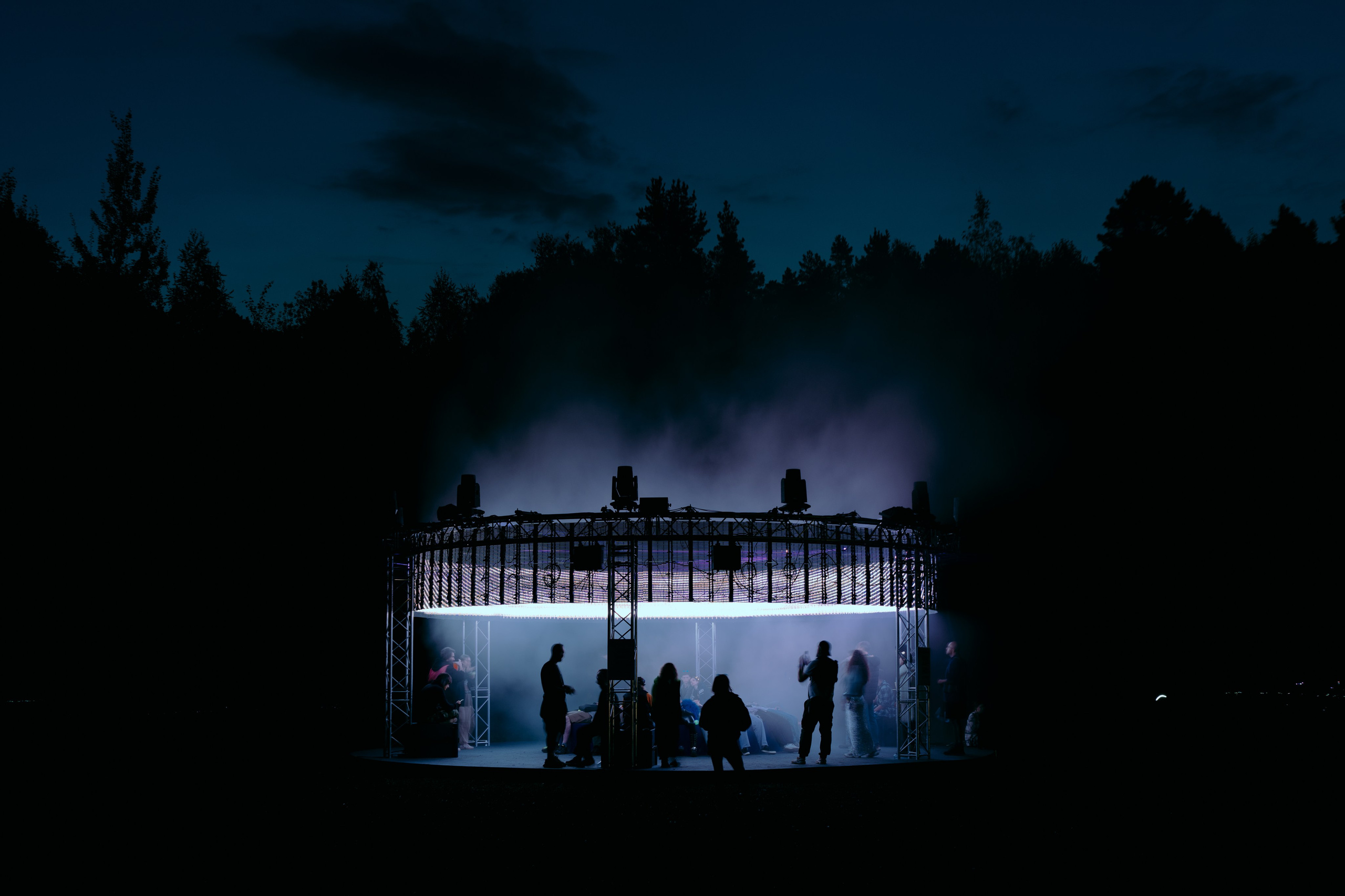 Signal 2024. @tomrus: Рустам Шагиморданов — фотограф