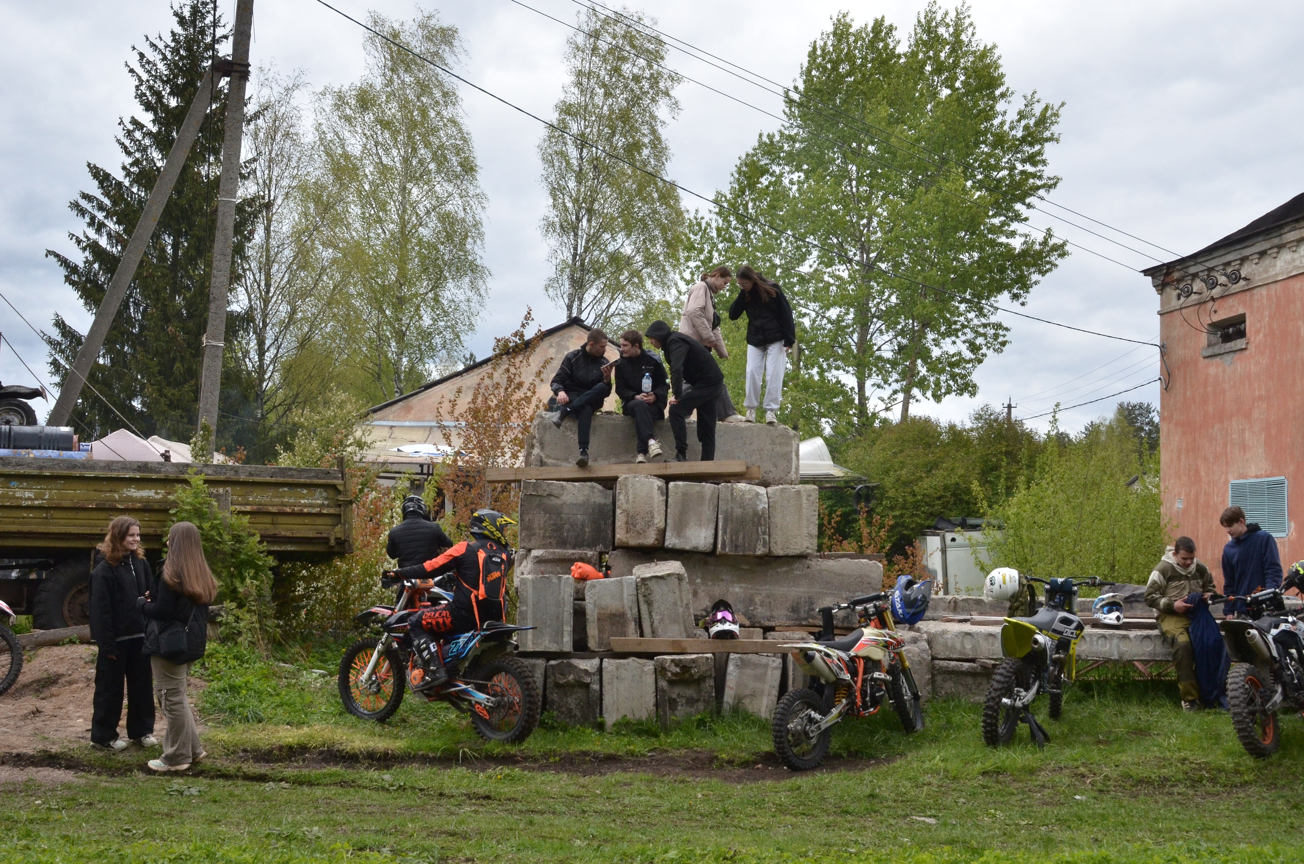 Позитивная механика, открытие сезона 2024. Портретная, сюжетная фотография