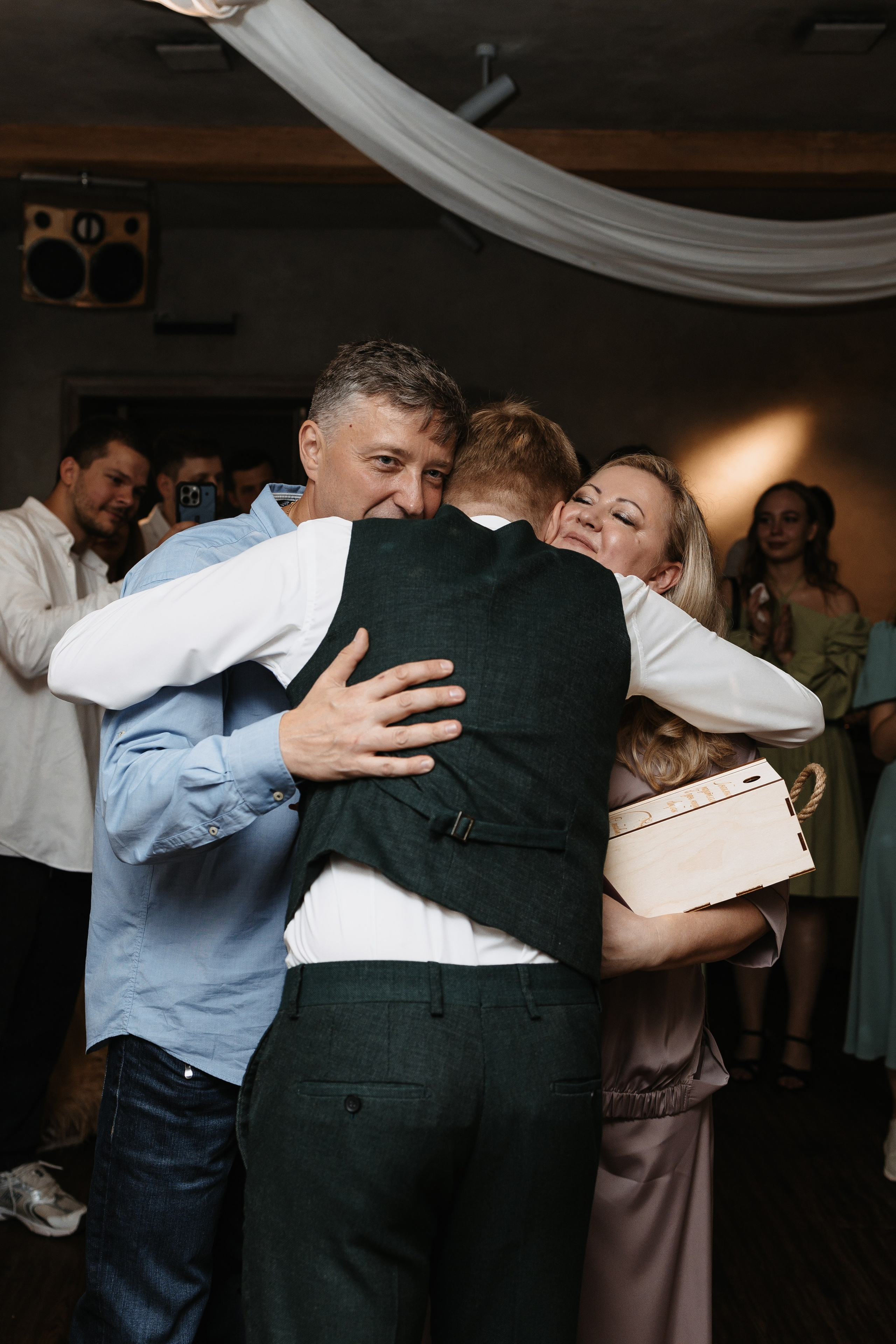 Илья и Ксюша (2024). Свадебный и семейный фотограф в Москве Яна Шувалова