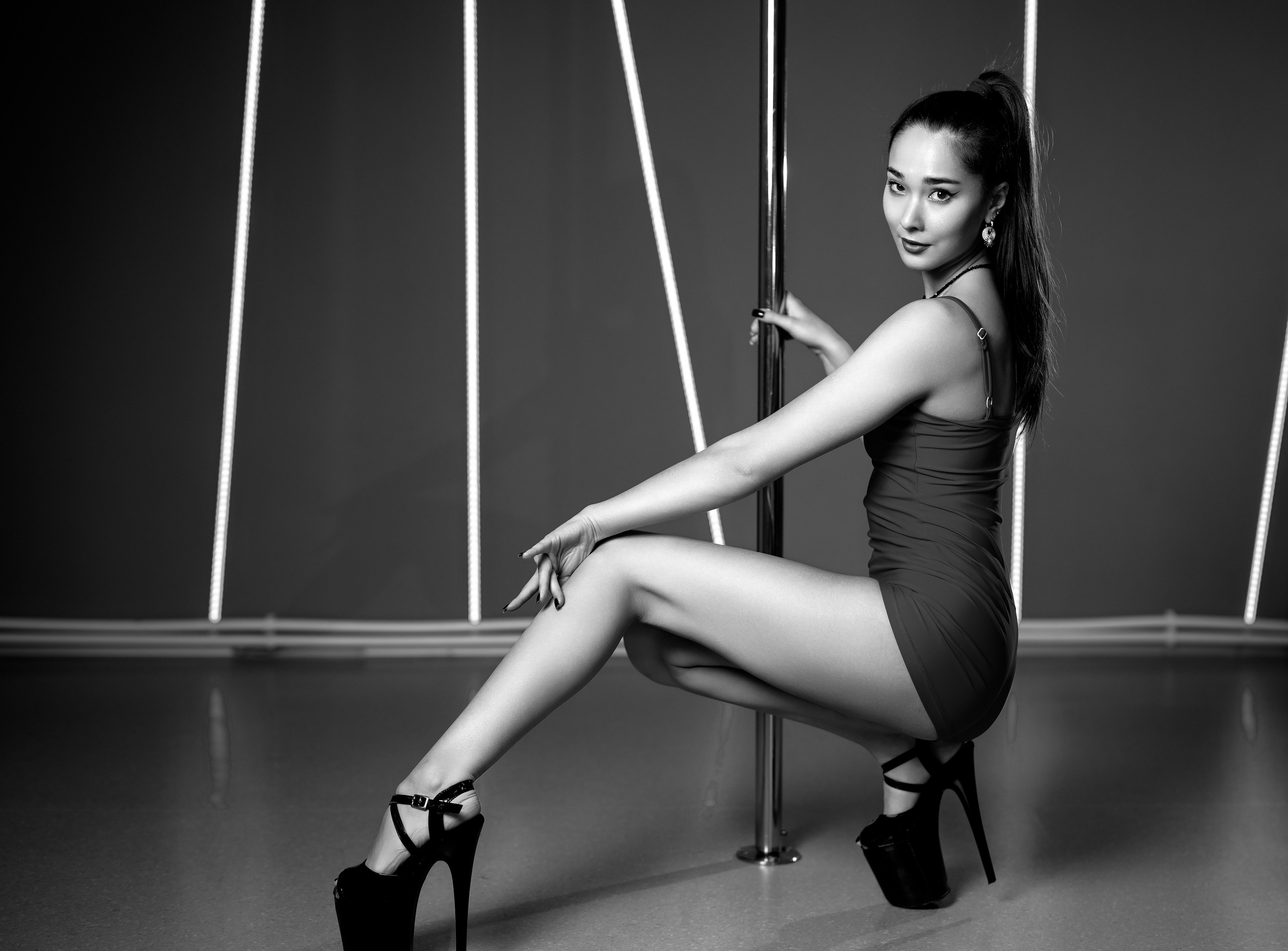 DIANA -Pole Exotic. Сайт фотограф в Керчи Кислый Юрий