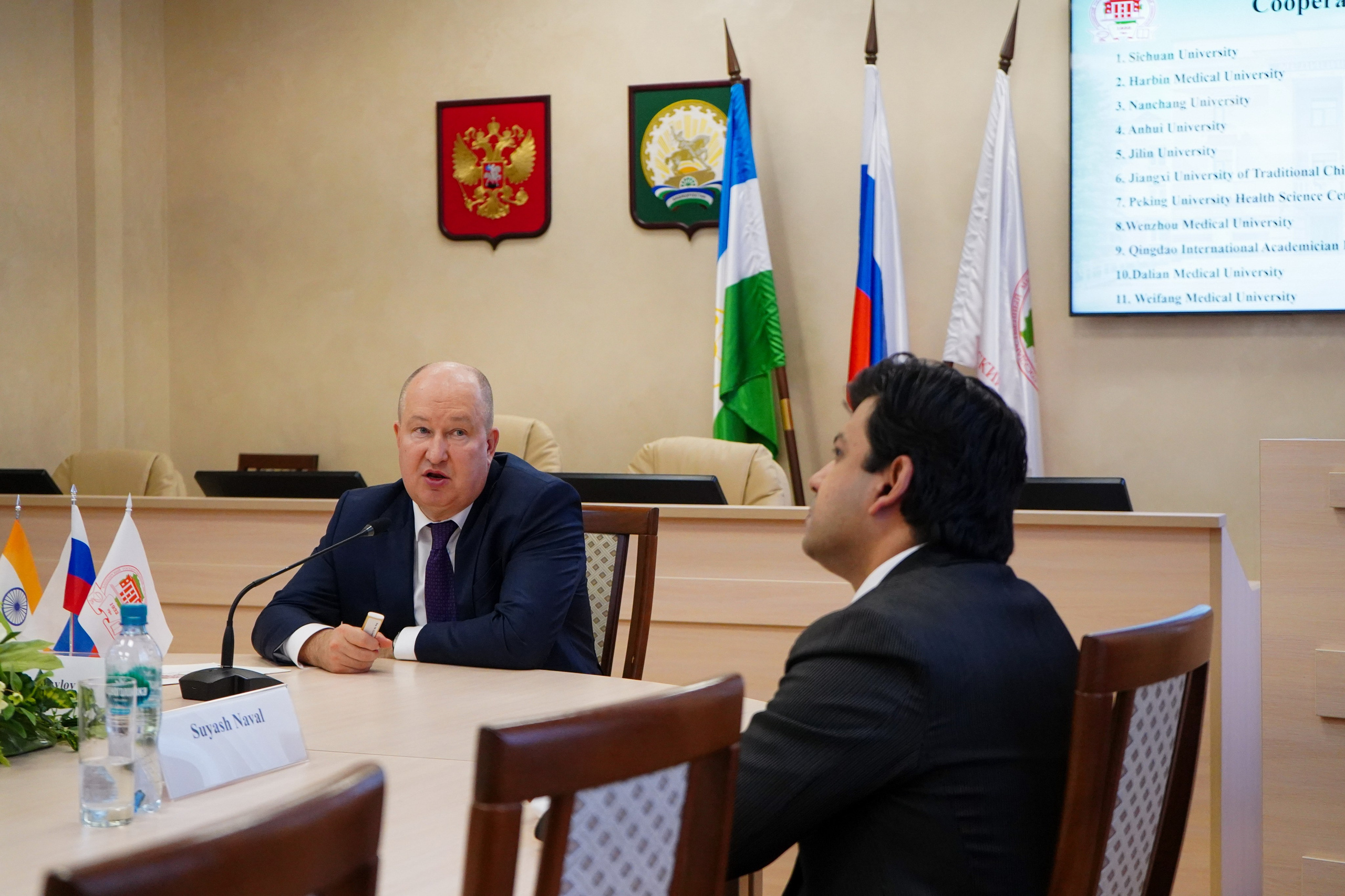 Заседание ректората. Фотограф Гильмутдинов Руслан