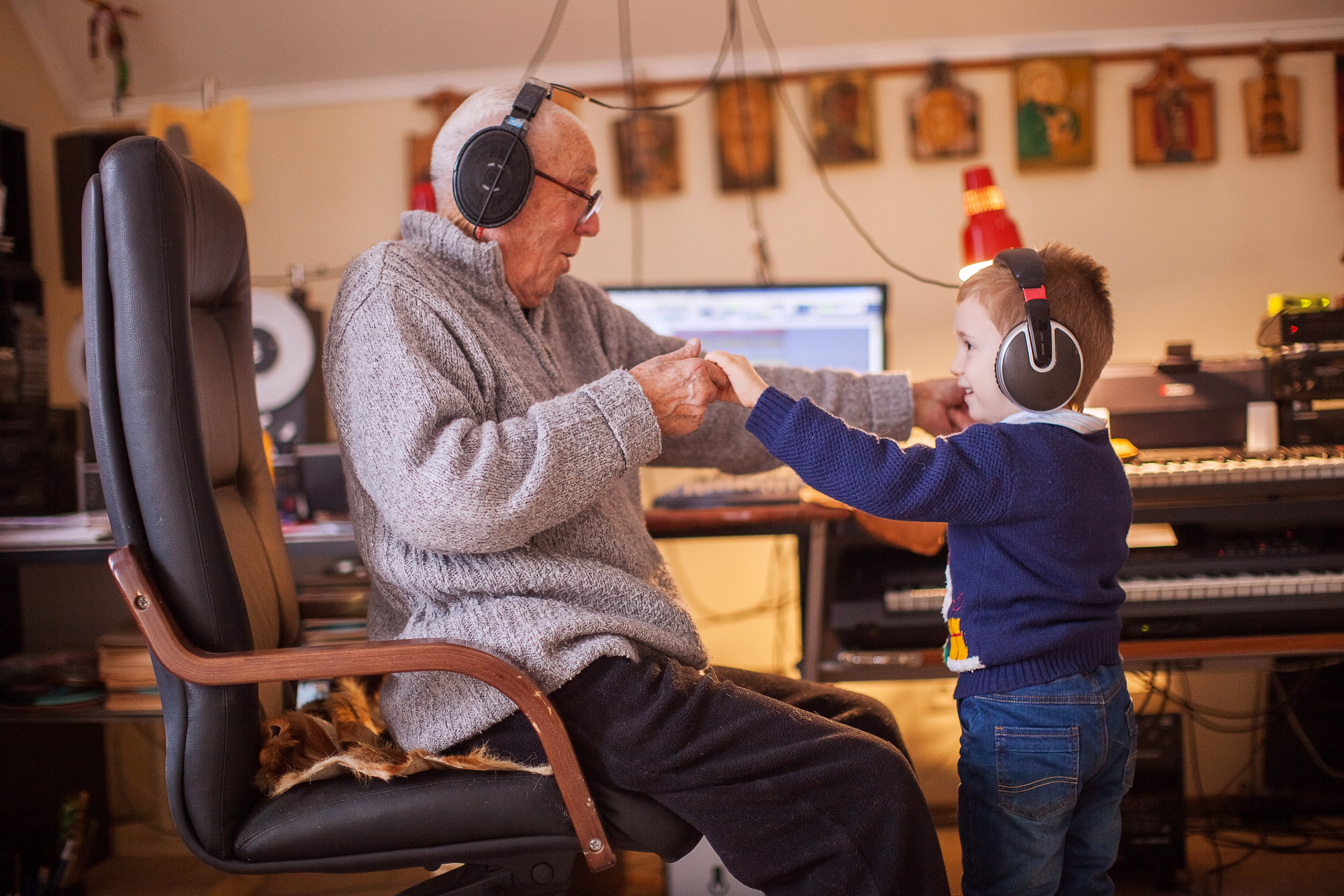 Олег Анофриев с внуком. Детский и семейный фотограф Зоя Павкина