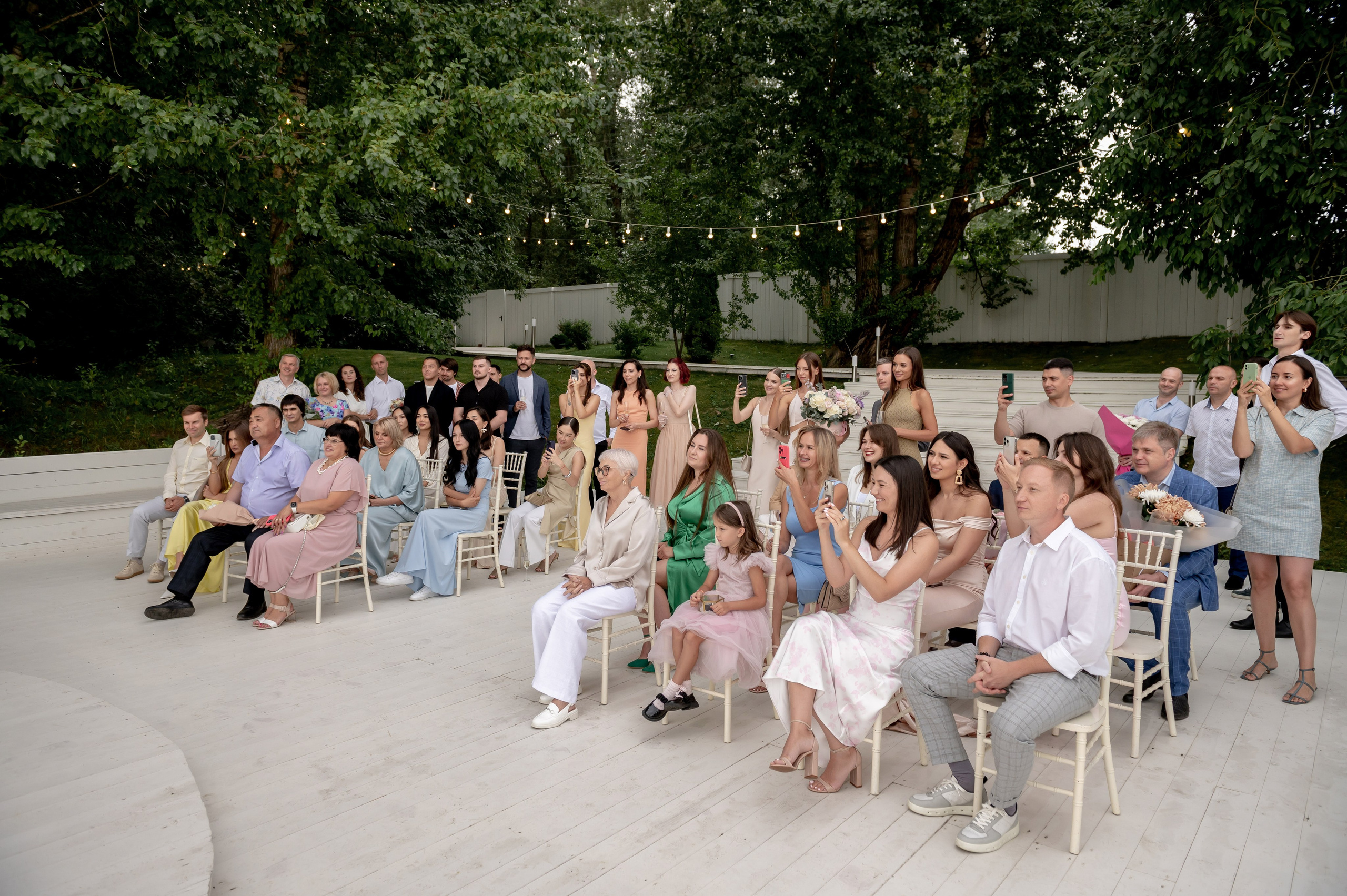 Классическая свадебная фотосессия Аины и Антона по самым красивым местам для свадебной прогулки в Санкт-Петербурге. Портретный, семейный и свадебный фотограф в Санкт-Петербурге и в Пушкине Ширяев Денис