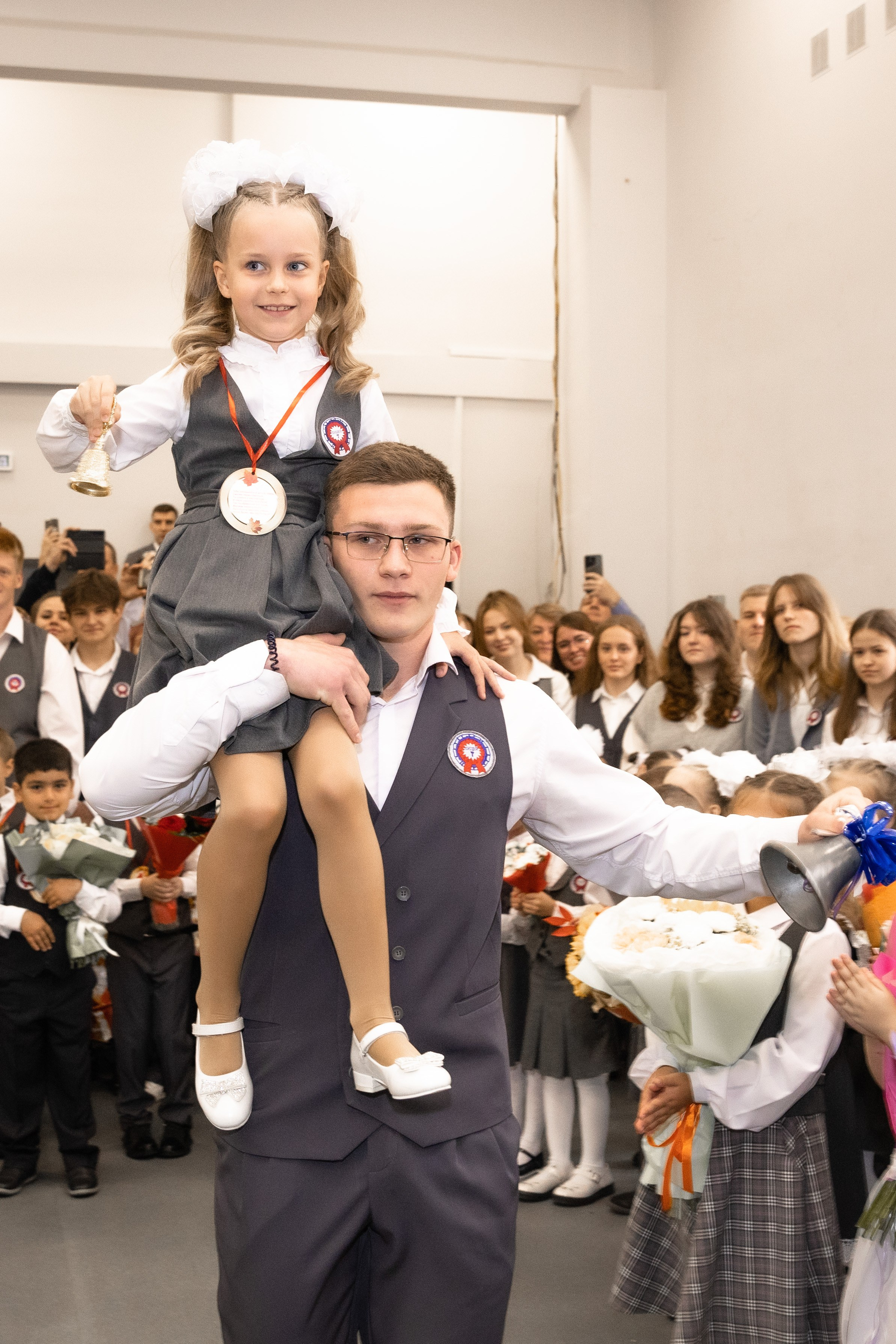 Школьная съемка I 11 класс. The EVL gallery