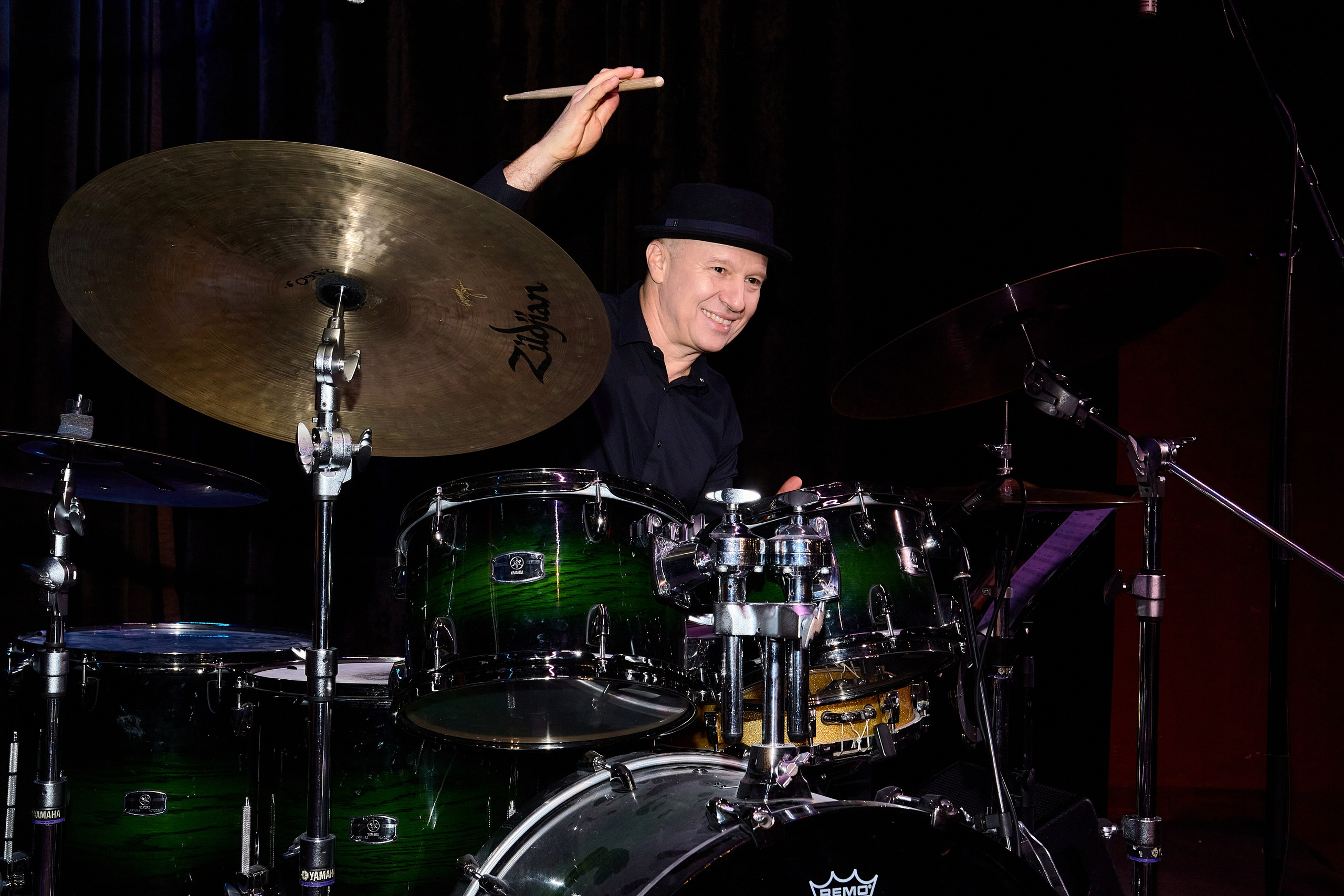 Бэкстейдж для джазовой группы «4 Brothers». Главная