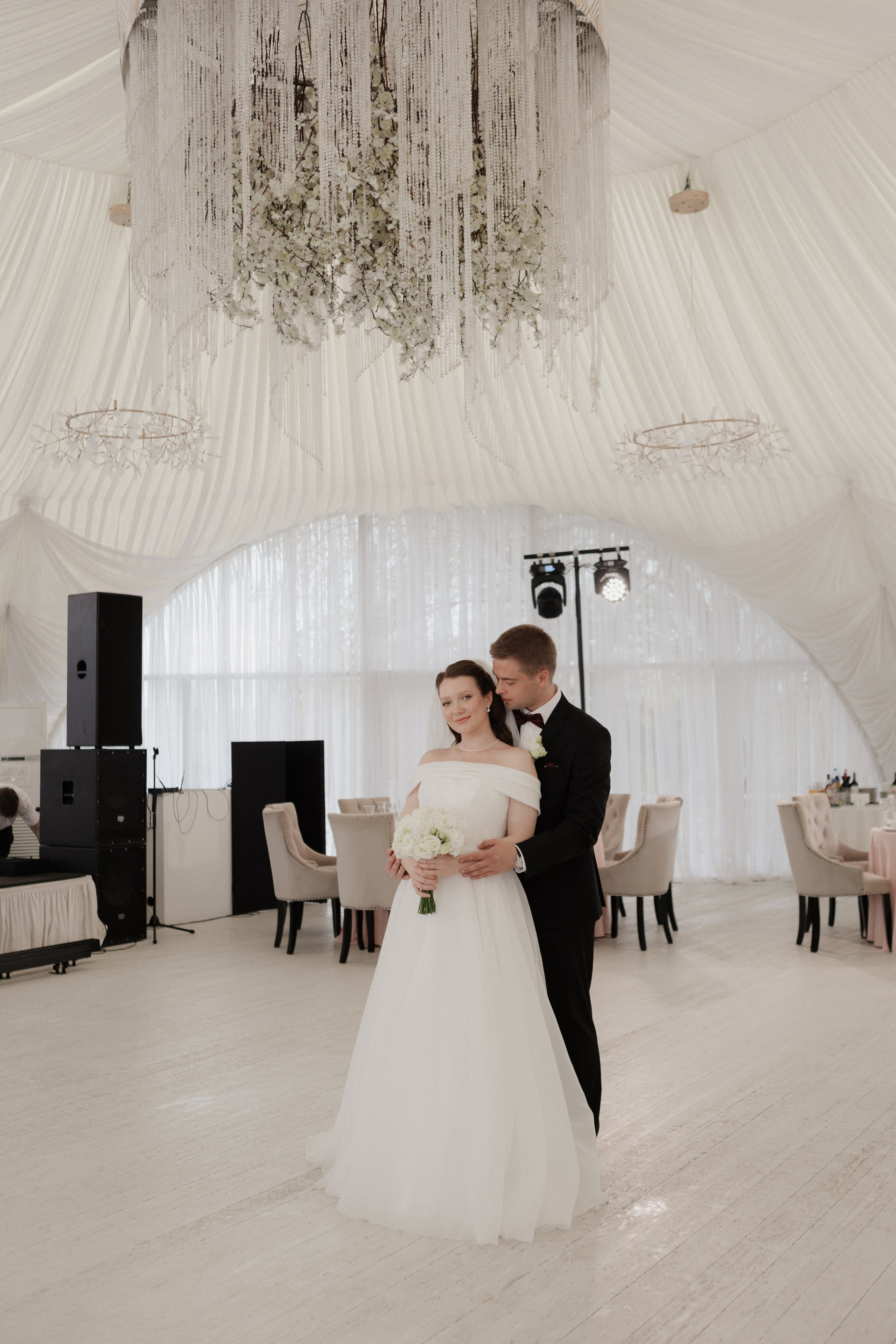 Аня и Саша. Свадьба в Юдино парк. Свадебный и портретный фотограф в Москве Анастасия Масюк