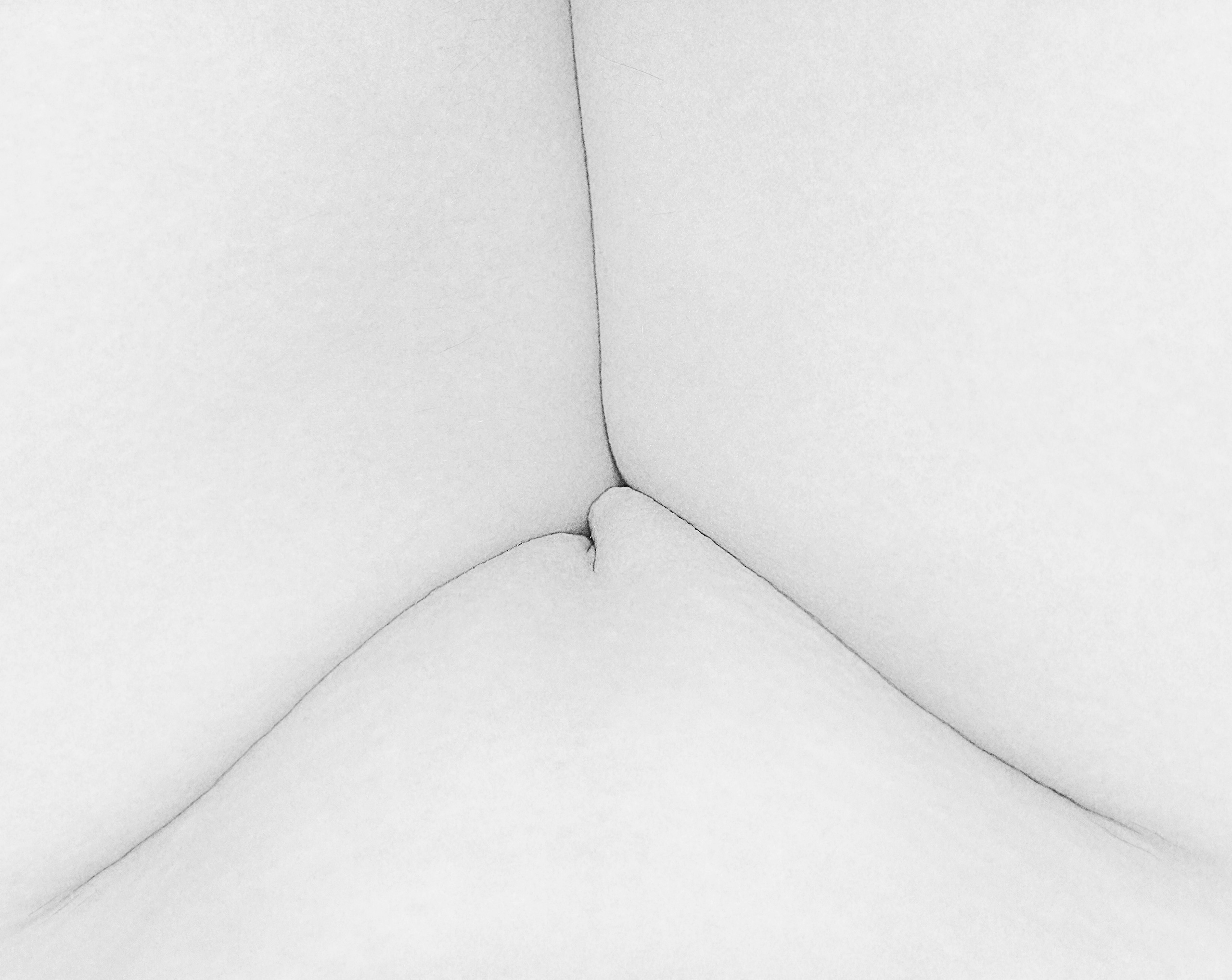 Expert nude photography and artistic black and white photography. Anna Laza Art photographer