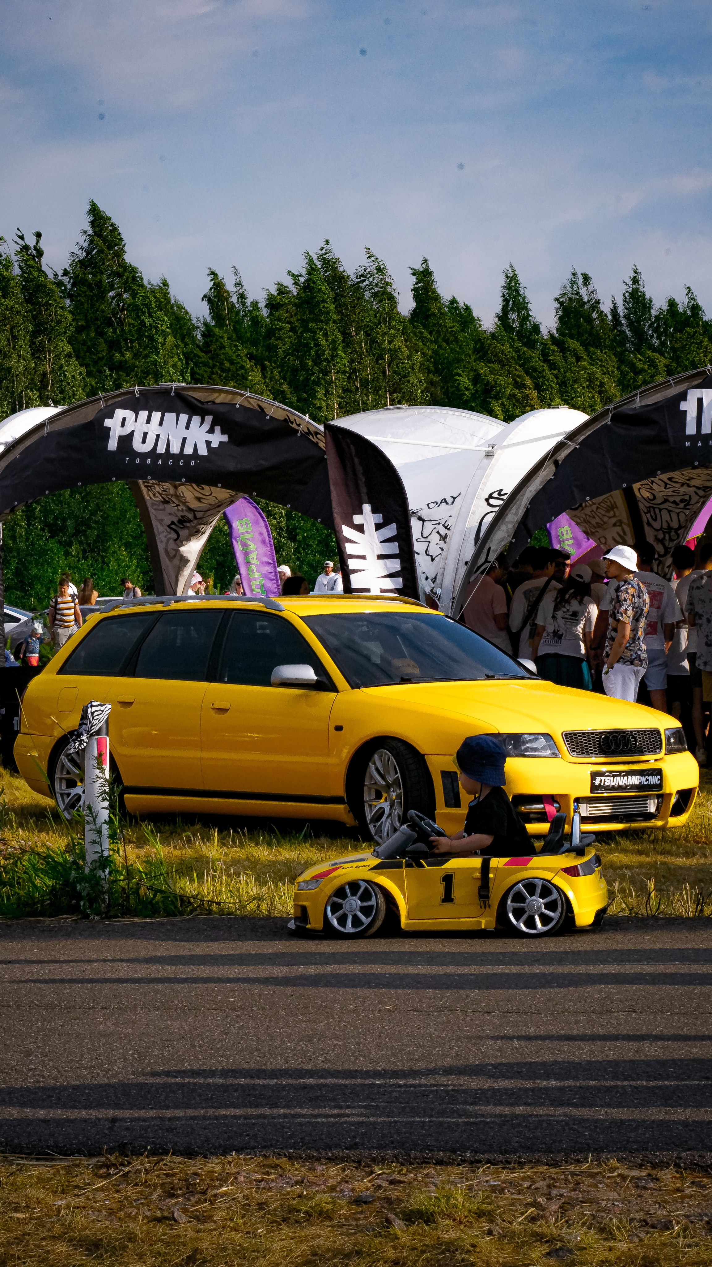 AutoWallpapers. Ма, я фотю📸