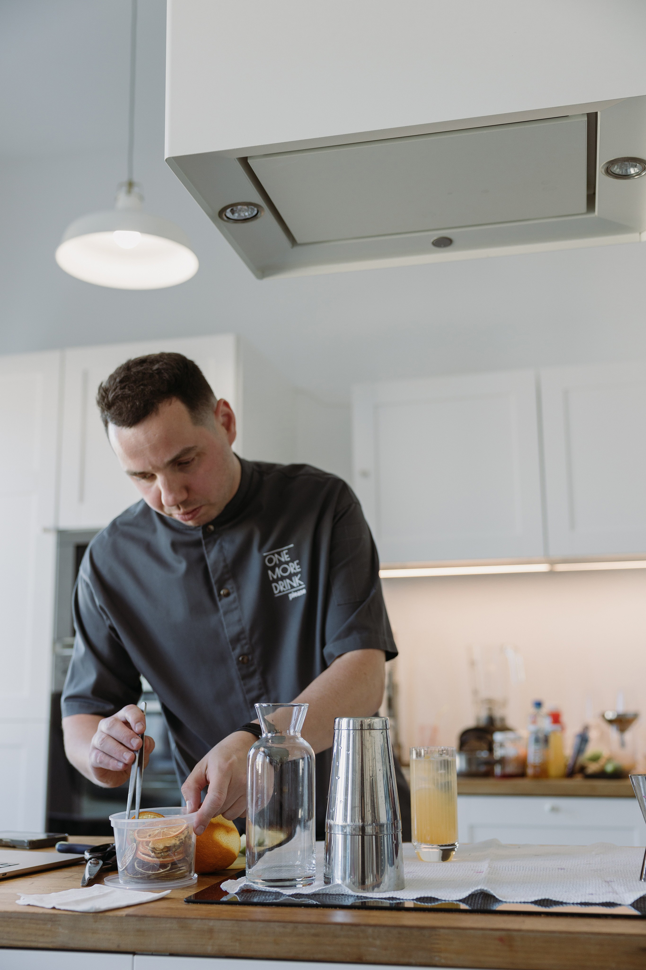 Мастер-класс по созданию коктейлей. Репортажный фотограф в Мурманской области