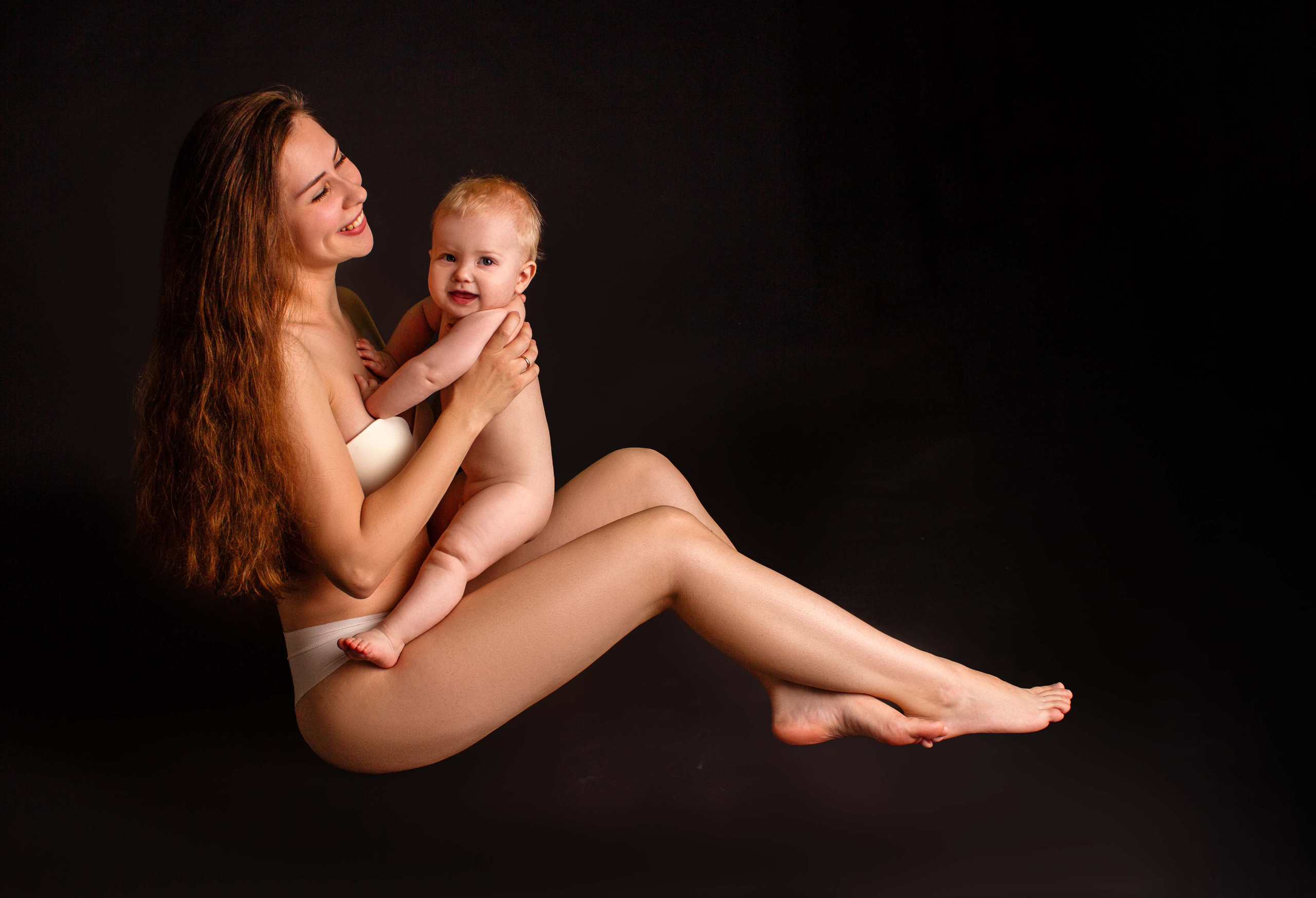 Ксения и Алан. Фотограф новорожденных в Нижнем Новгороде Надежда Кадылкина