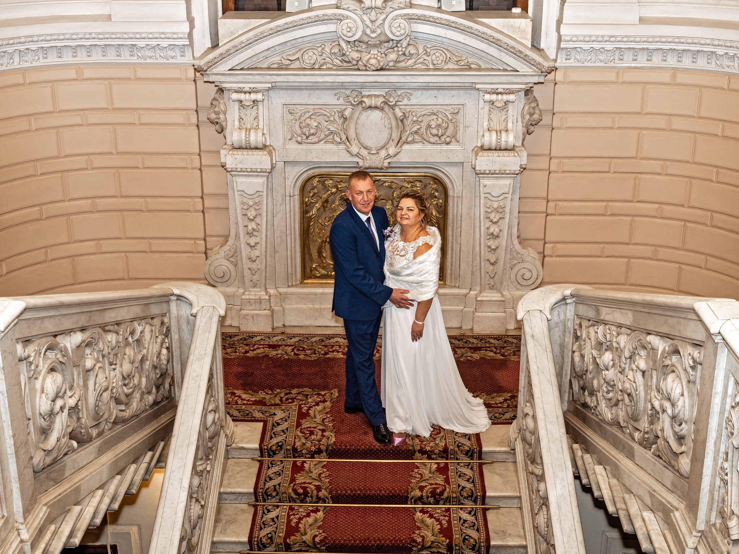 сколько стоит фотограф на свадьбу, сколько стоит заказать фотографа на свадьбу, фотограф на свадьбу цена недорого, фотосессия свадьбы, услуги фотографа в загсе, свадебный фотограф спб недорого в загс, свадьба фотограф, позы для свадебной фотосессии в загсе