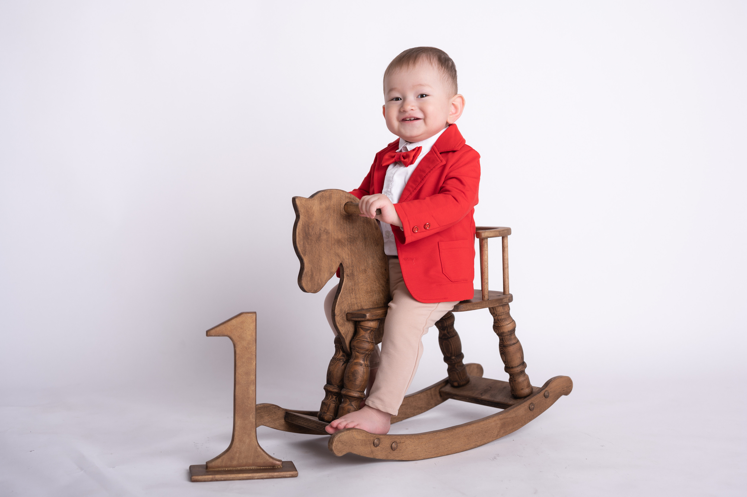 Фотосессия на годик для мальчика. Фотосессия на годик в Москве. Фотограф годовасия