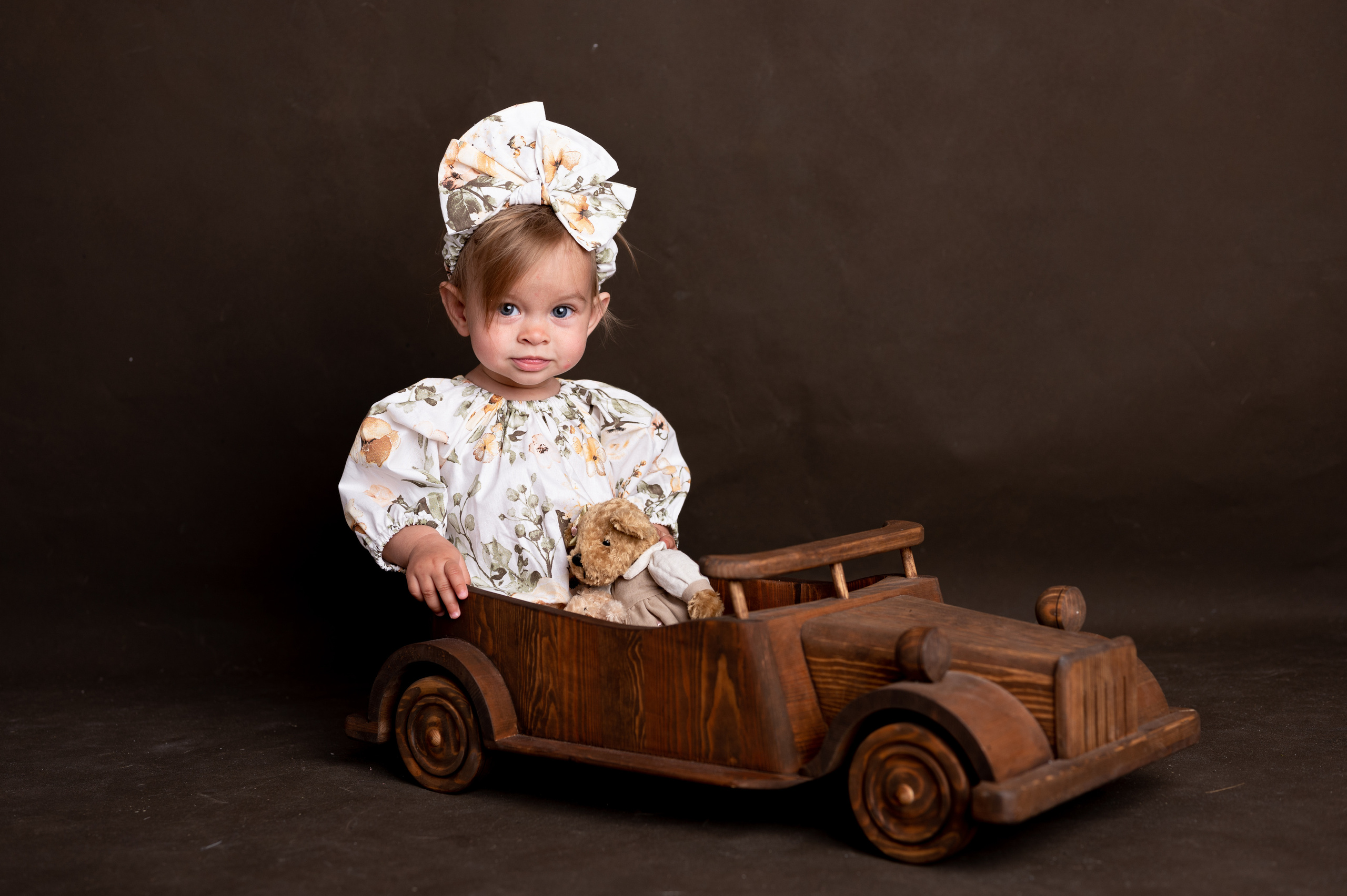 Фотосессия на годик для девочки. Фотосессия на годик в Москве. Фотограф годовасия