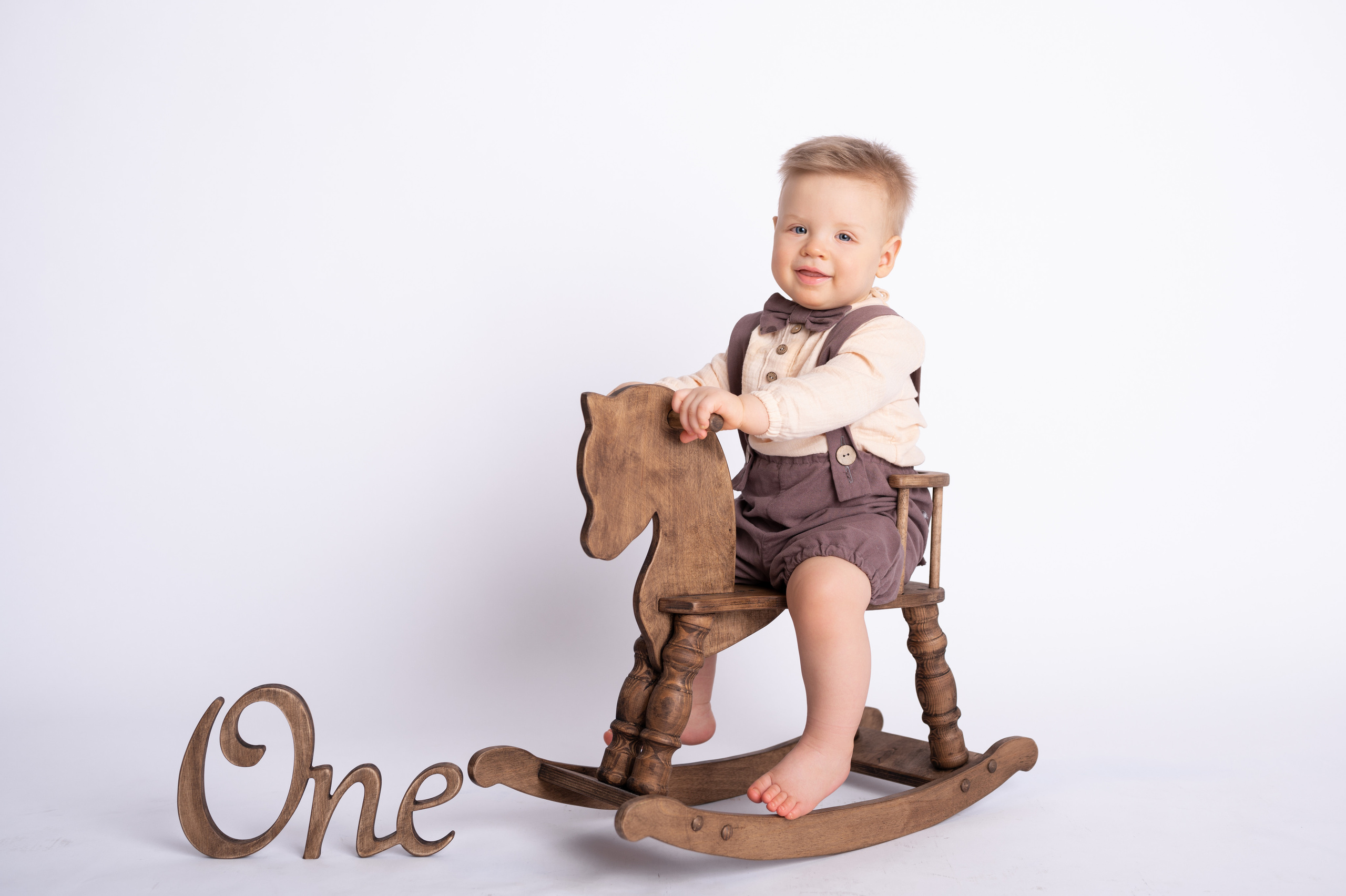 Фотосессия на годик для мальчика. Фотосессия на годик в Москве. Фотограф годовасия