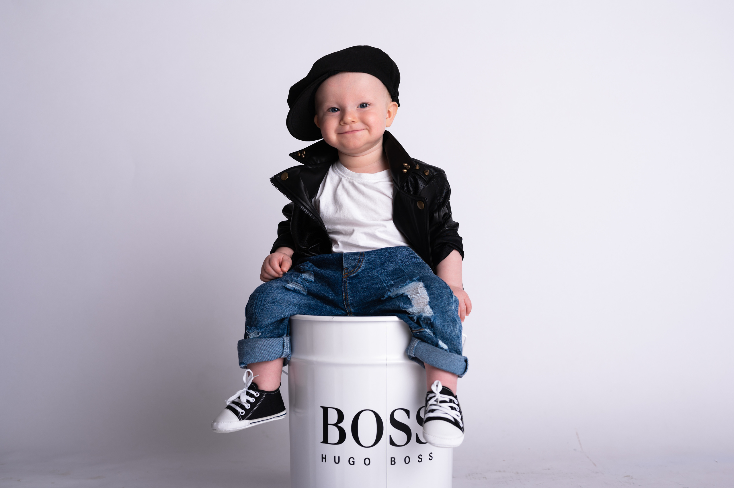 Фотосессия на годик для мальчика. Фотосессия на годик в Москве. Фотограф годовасия