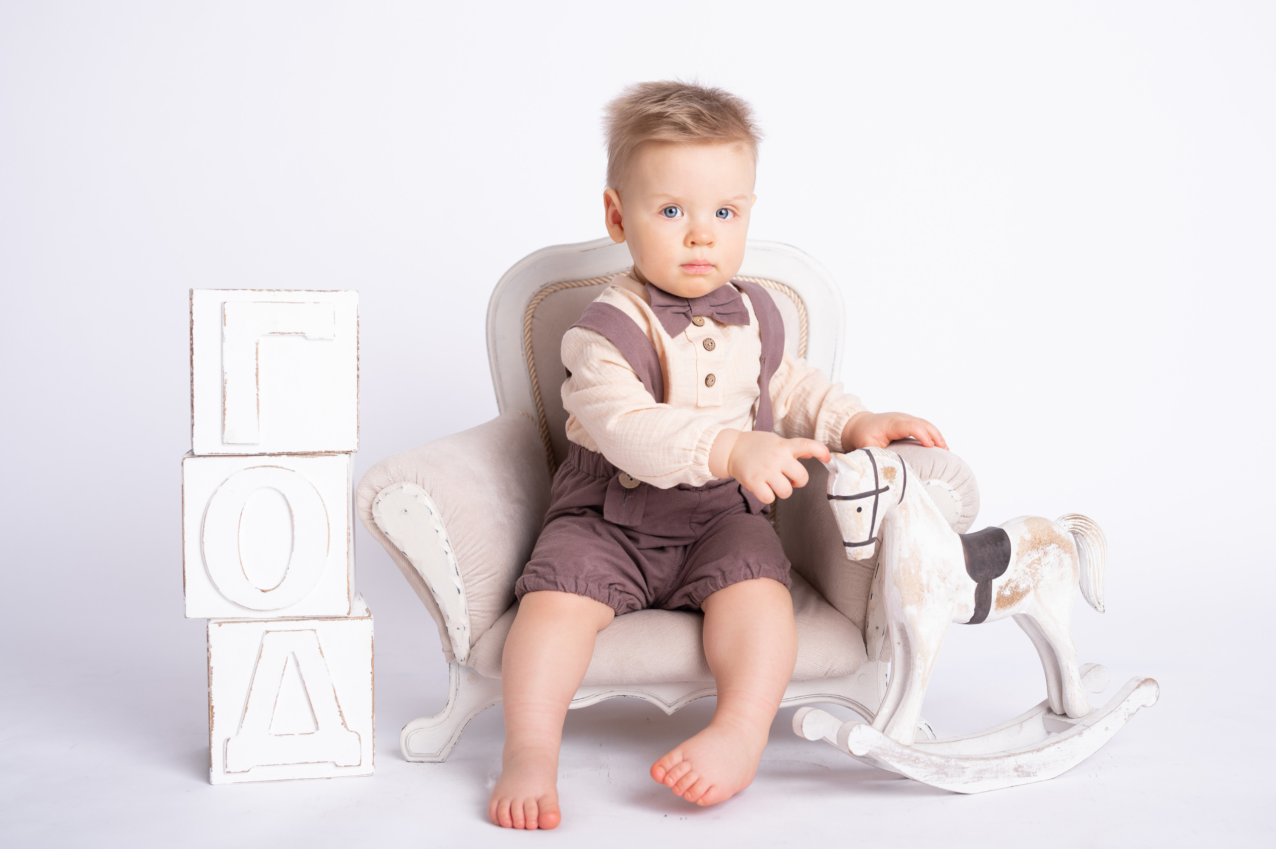 Фотосессия на годик для мальчика. Фотосессия на годик в Москве. Фотограф годовасия