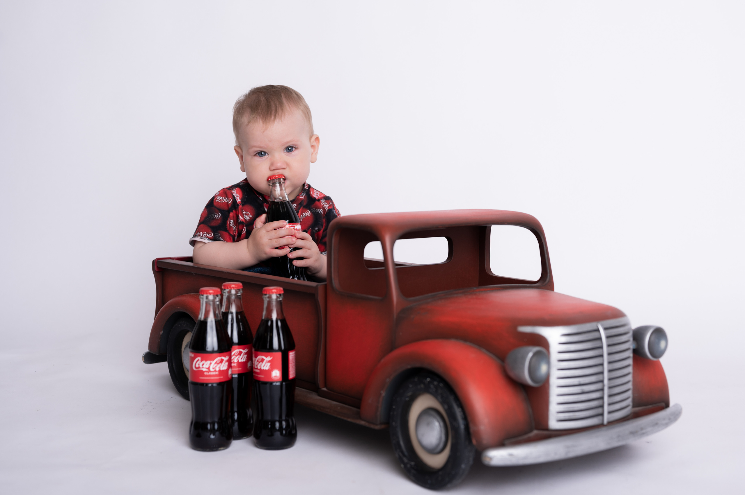 Фотосессия на годик для мальчика. Фотосессия на годик в Москве. Фотограф годовасия