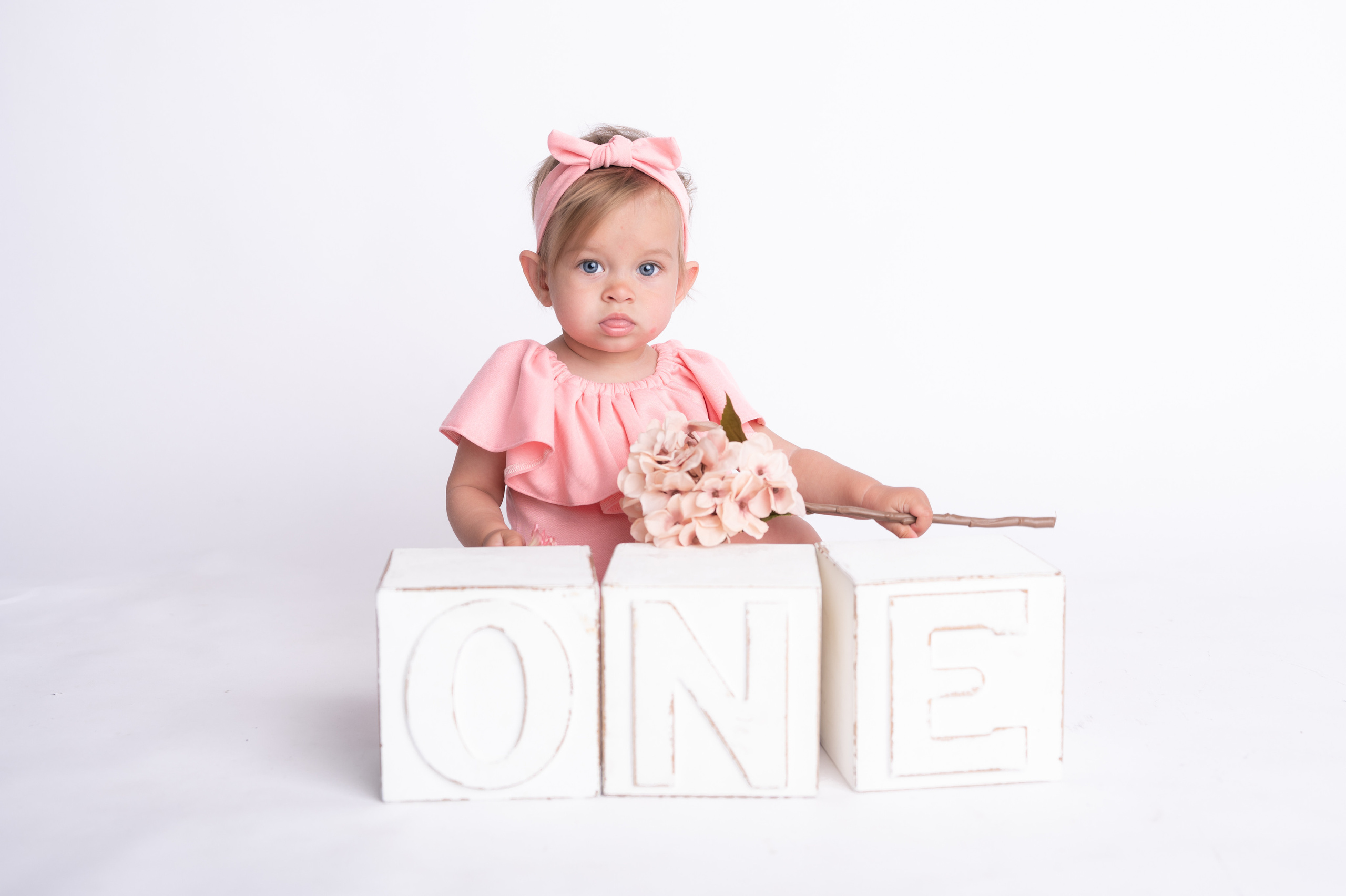 Фотосессия на годик для девочки. Фотосессия на годик в Москве. Фотограф годовасия