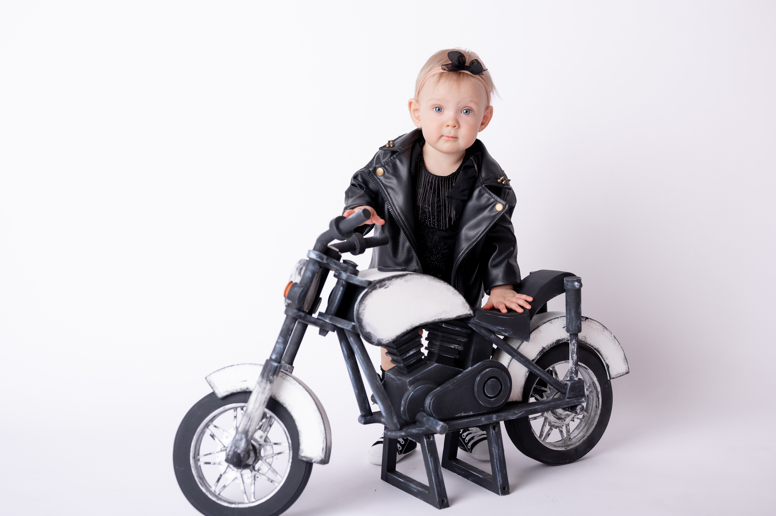 Фотосессия на годик для девочки. Фотосессия на годик в Москве. Фотограф годовасия