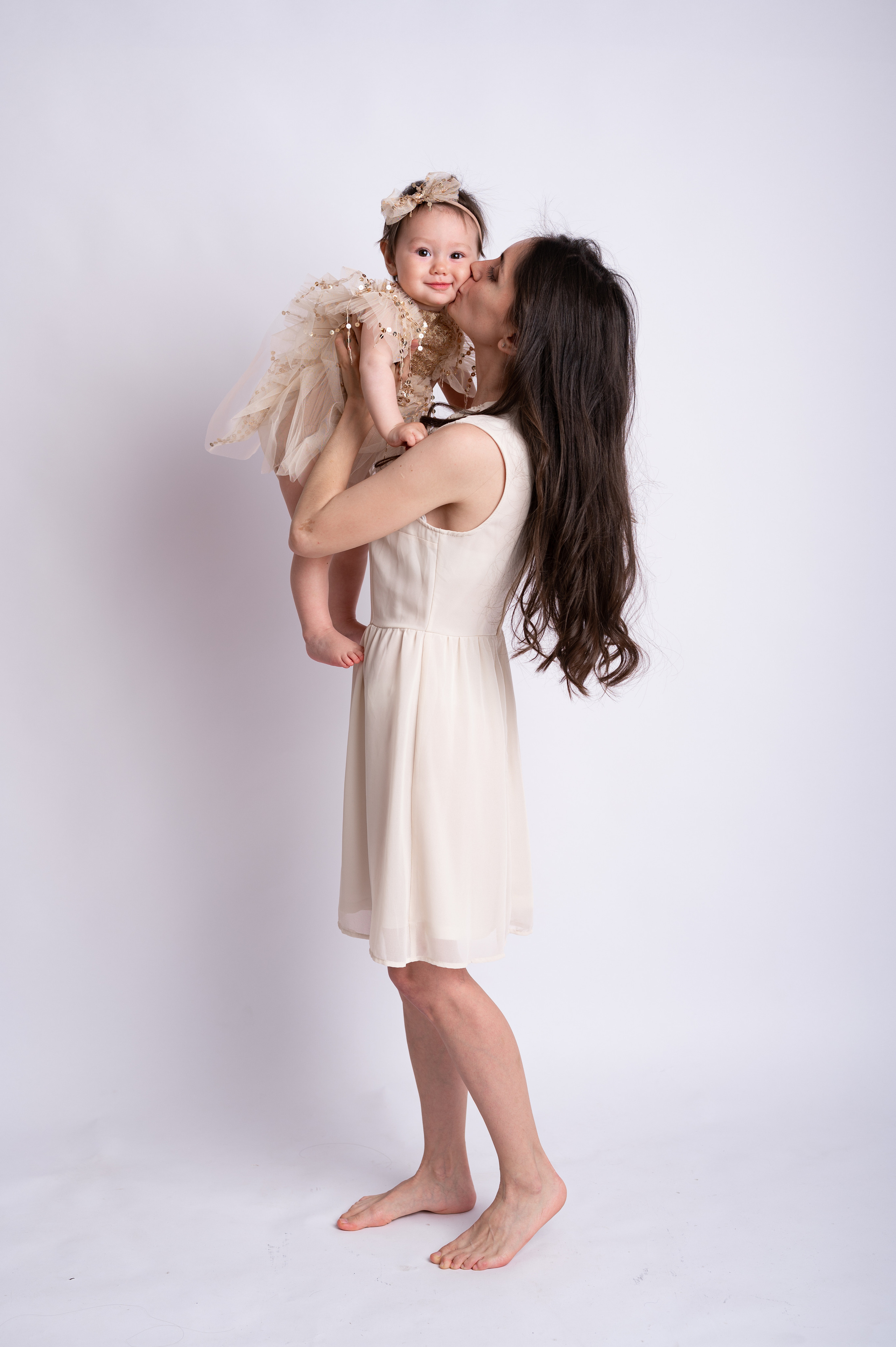 Семейные кадры. Фотосессия на годик в Москве. Фотограф годовасия