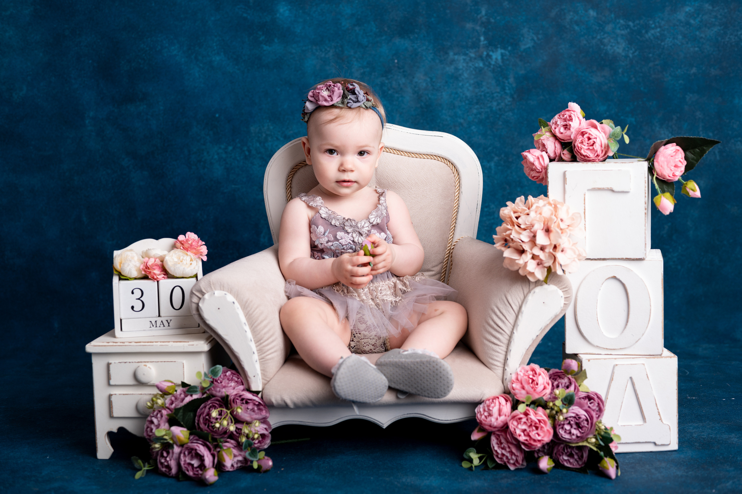 Фотосессия на годик для девочки. Фотосессия на годик в Москве. Фотограф годовасия