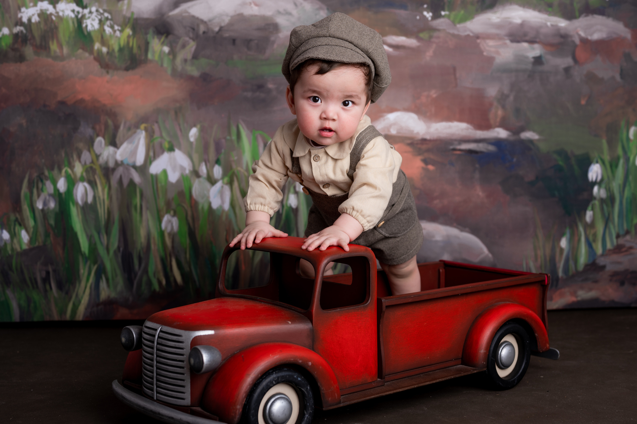 Фотосессия на годик для мальчика. Фотосессия на годик в Москве. Фотограф годовасия