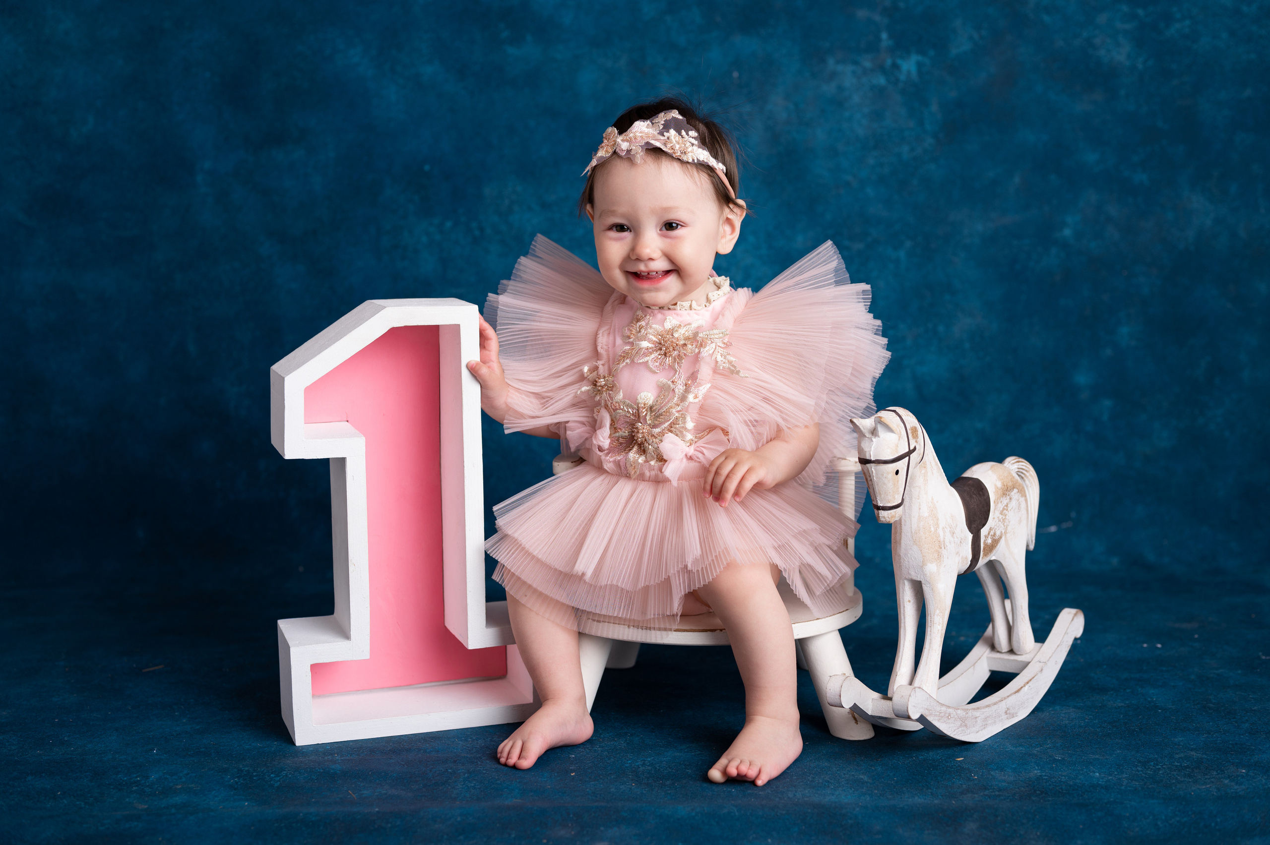 Фотосессия на годик для девочки. Фотосессия на годик в Москве. Фотограф годовасия