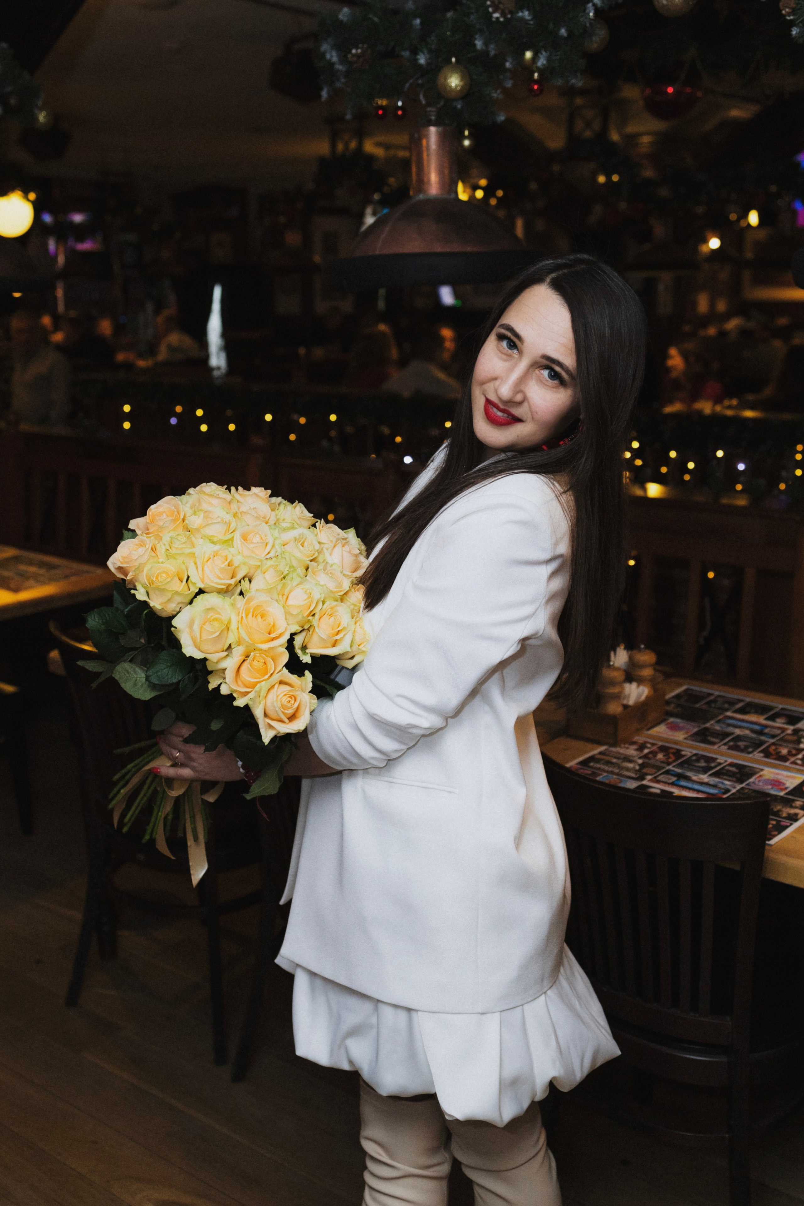 Для Юлии | день рождения в ресторане 🌹. Портретный фотограф в Новосибирске