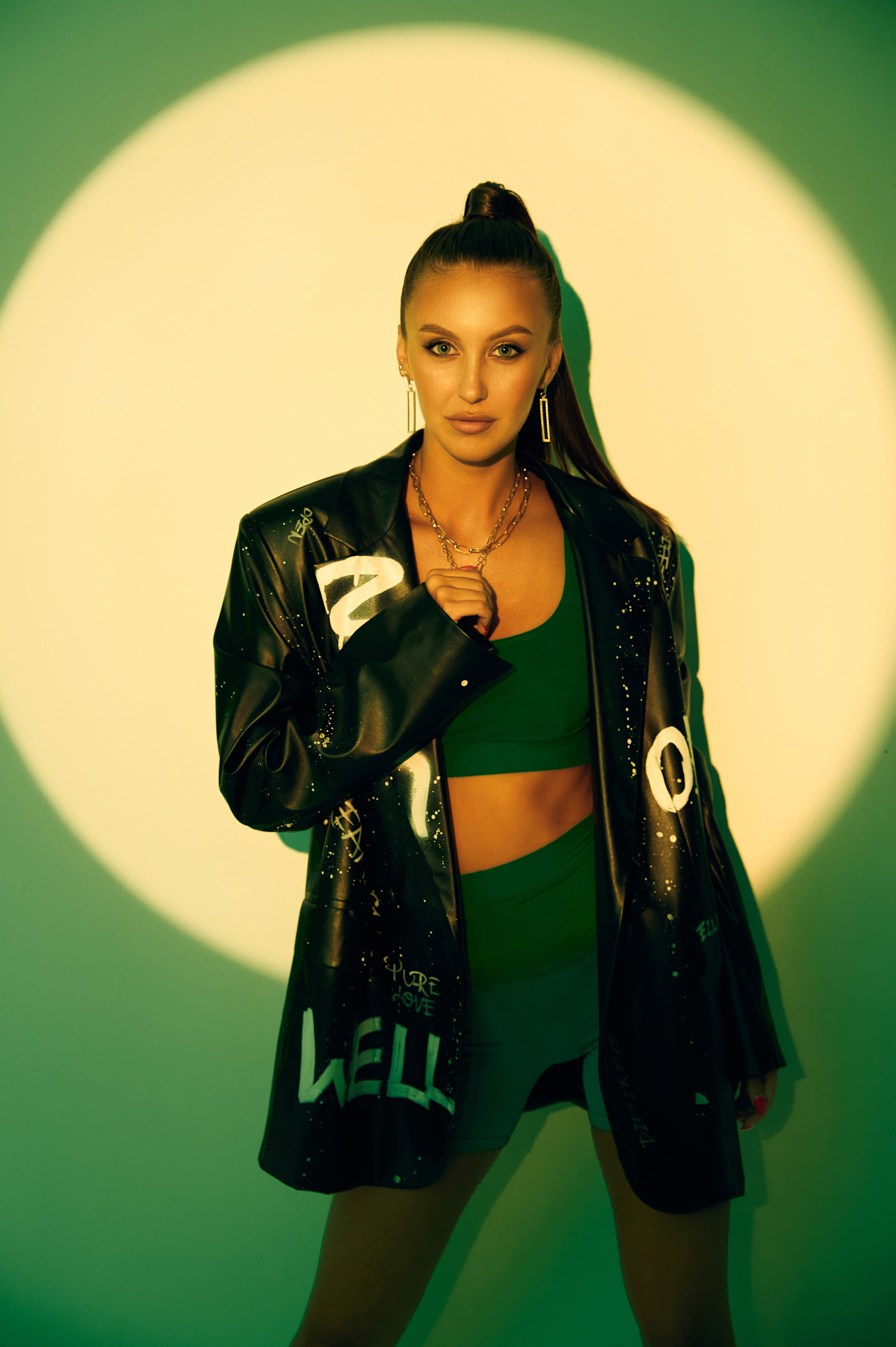 Карина. Репортажный и спортивный фотограф в Екатеринбурге, а также городах России — Алексей Колчин