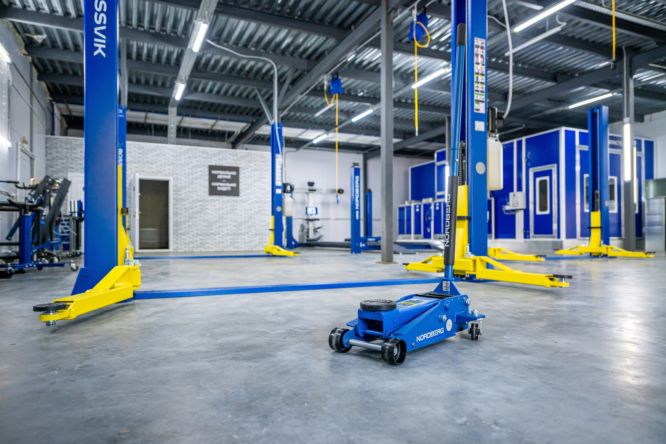 Интерьерная фотосъёмка — СТО, Автомойка. г. Москва, от 10 000р/час. Интерьерный & Репортажный фотограф Озеров Денис, г. Москва