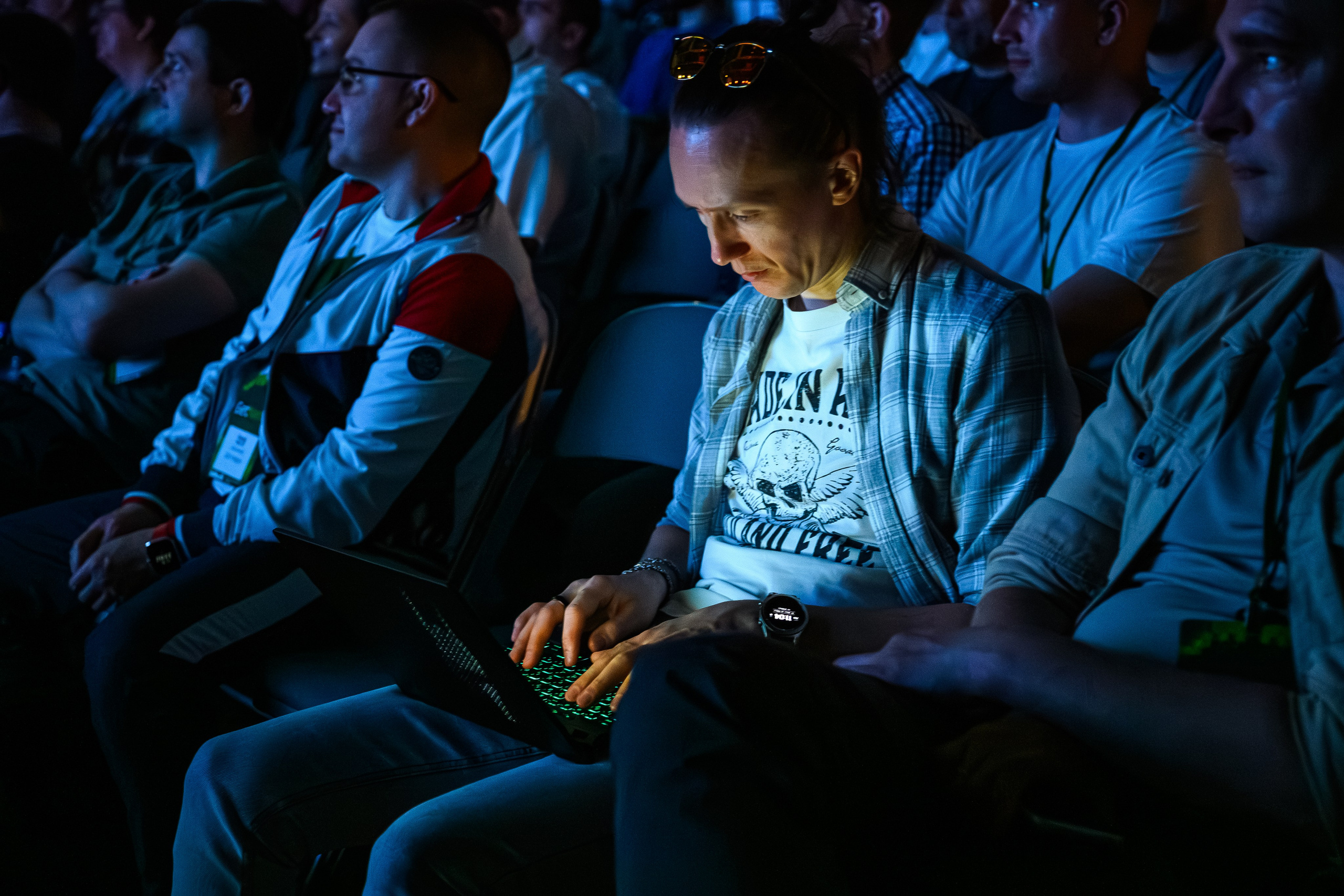 Репортажный фотограф на Конференцию  г.Москва,. Интерьерный & Репортажный фотограф Озеров Денис, г. Москва