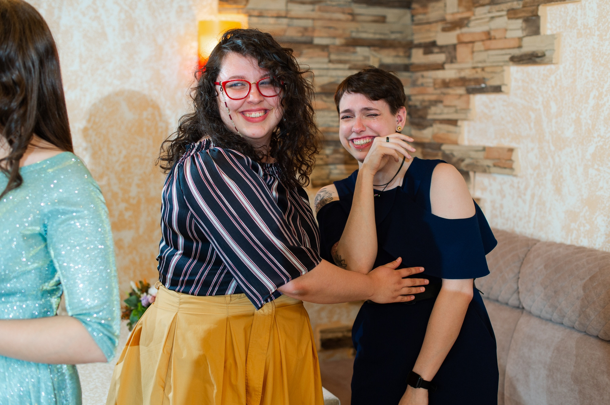 Танцующие молодожёны. Свадебный и семейный фотограф в Омске Мормулев Михаил