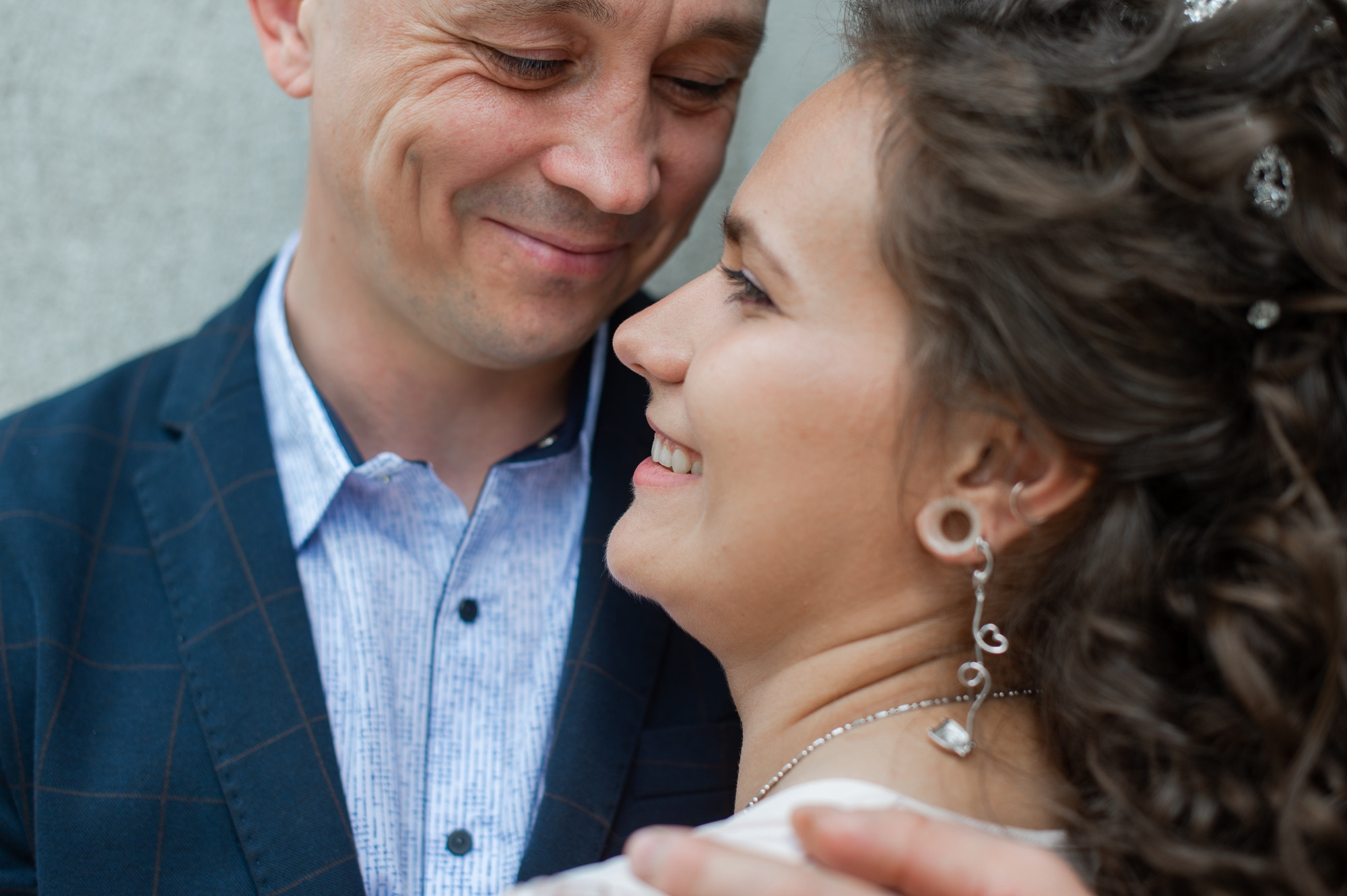 Танцующие молодожёны. Свадебный и семейный фотограф в Омске Мормулев Михаил