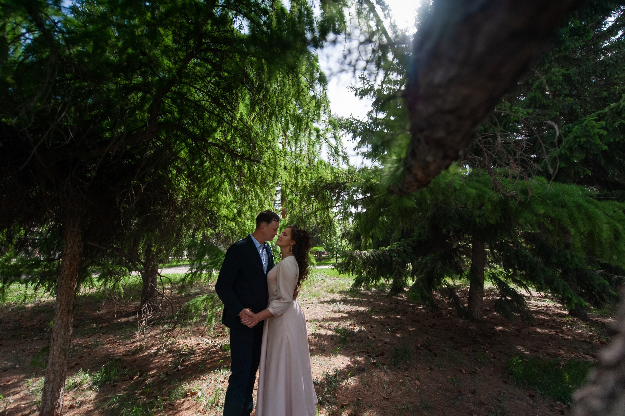 Танцующие молодожёны. Свадебный и семейный фотограф в Омске Мормулев Михаил