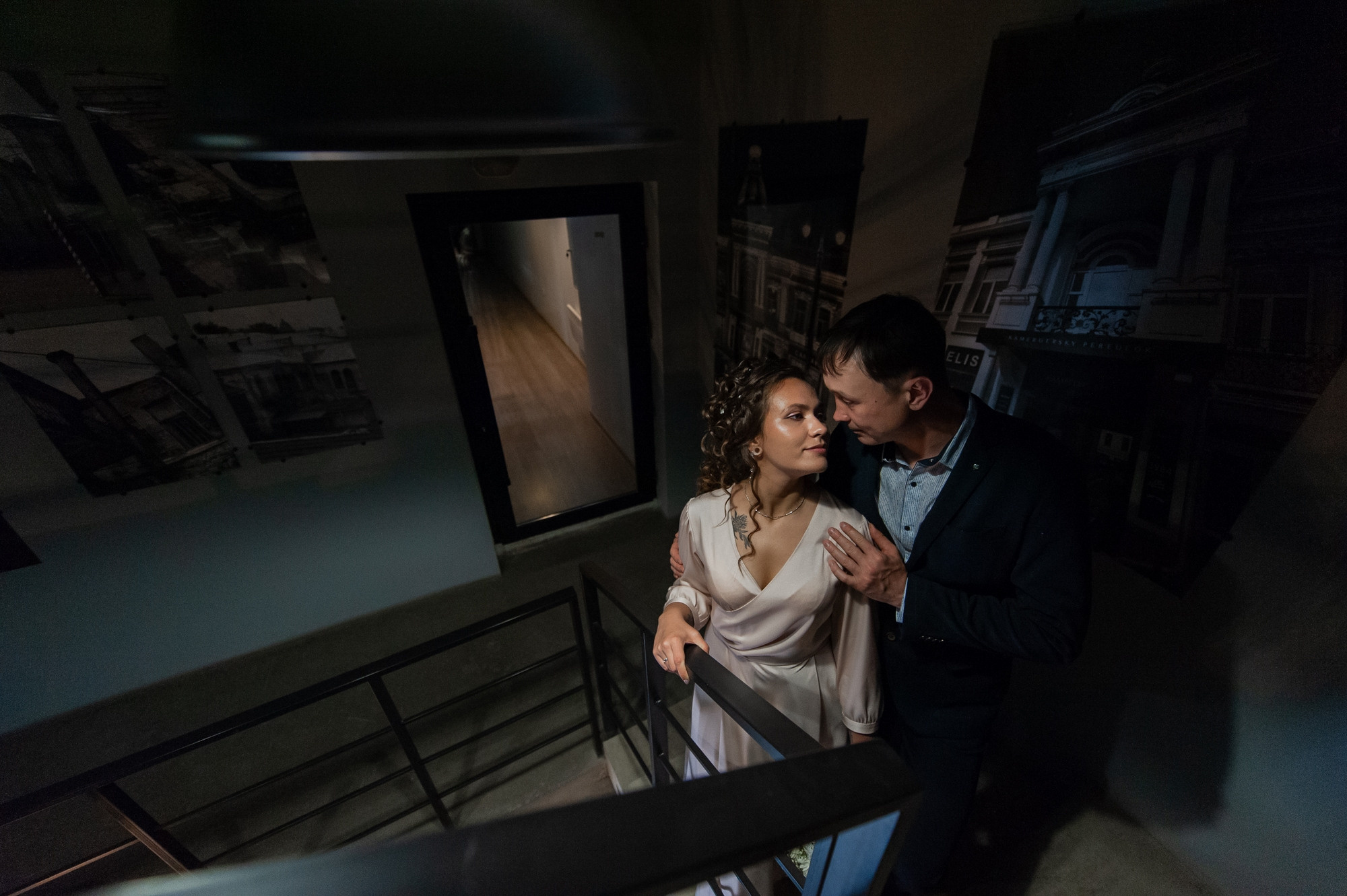 Танцующие молодожёны. Свадебный и семейный фотограф в Омске Мормулев Михаил