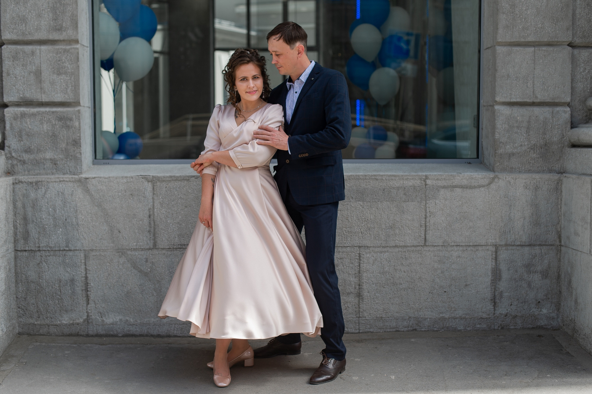 Танцующие молодожёны. Свадебный и семейный фотограф в Омске Мормулев Михаил