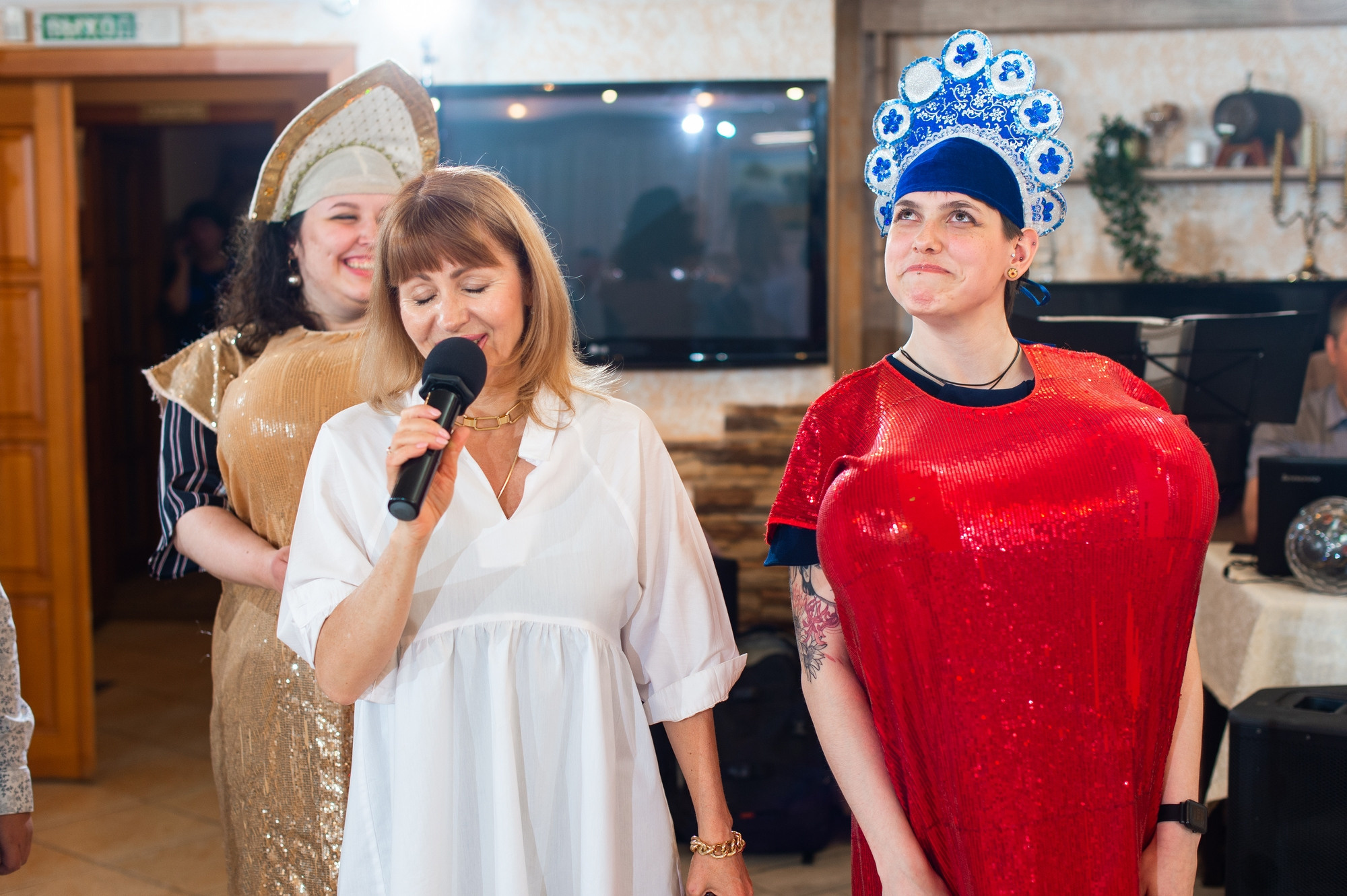 Танцующие молодожёны. Свадебный и семейный фотограф в Омске Мормулев Михаил