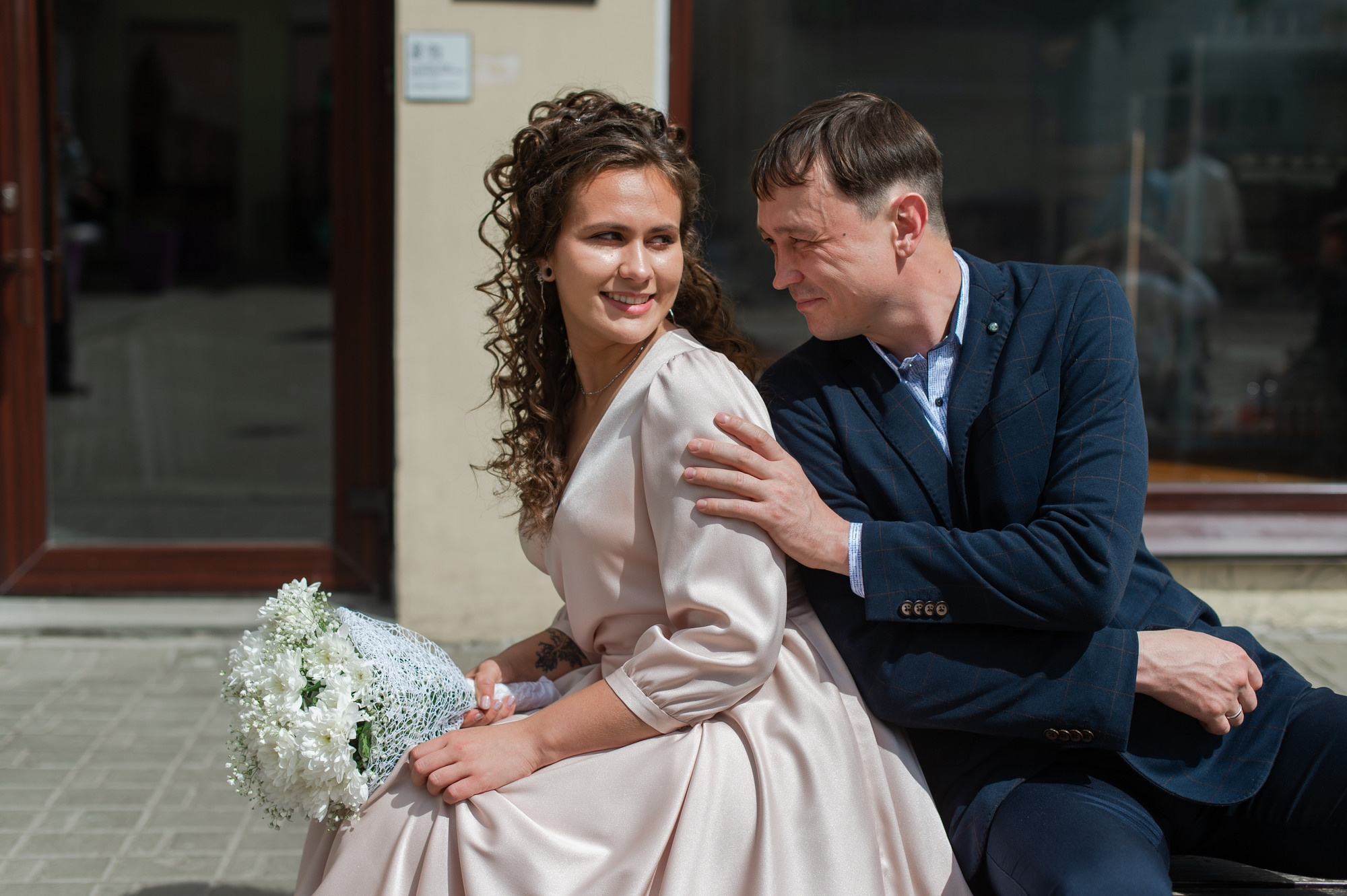 Танцующие молодожёны. Свадебный и семейный фотограф в Омске Мормулев Михаил