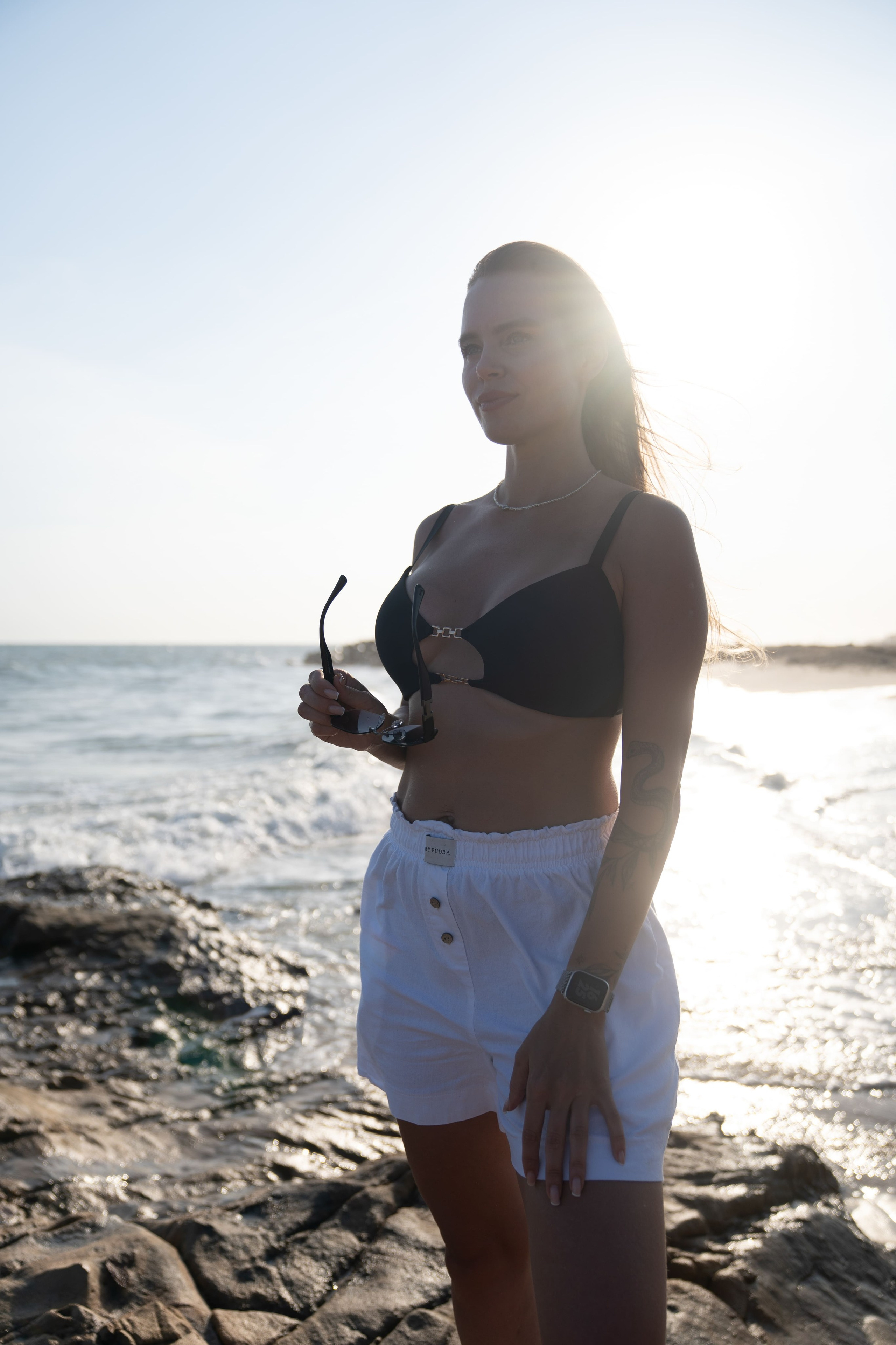 Женский портрет на центральном пляже Муйне. Фотограф Владимир Карташов | Фотосессия в Муйне, Фантьете, Вьетнаме